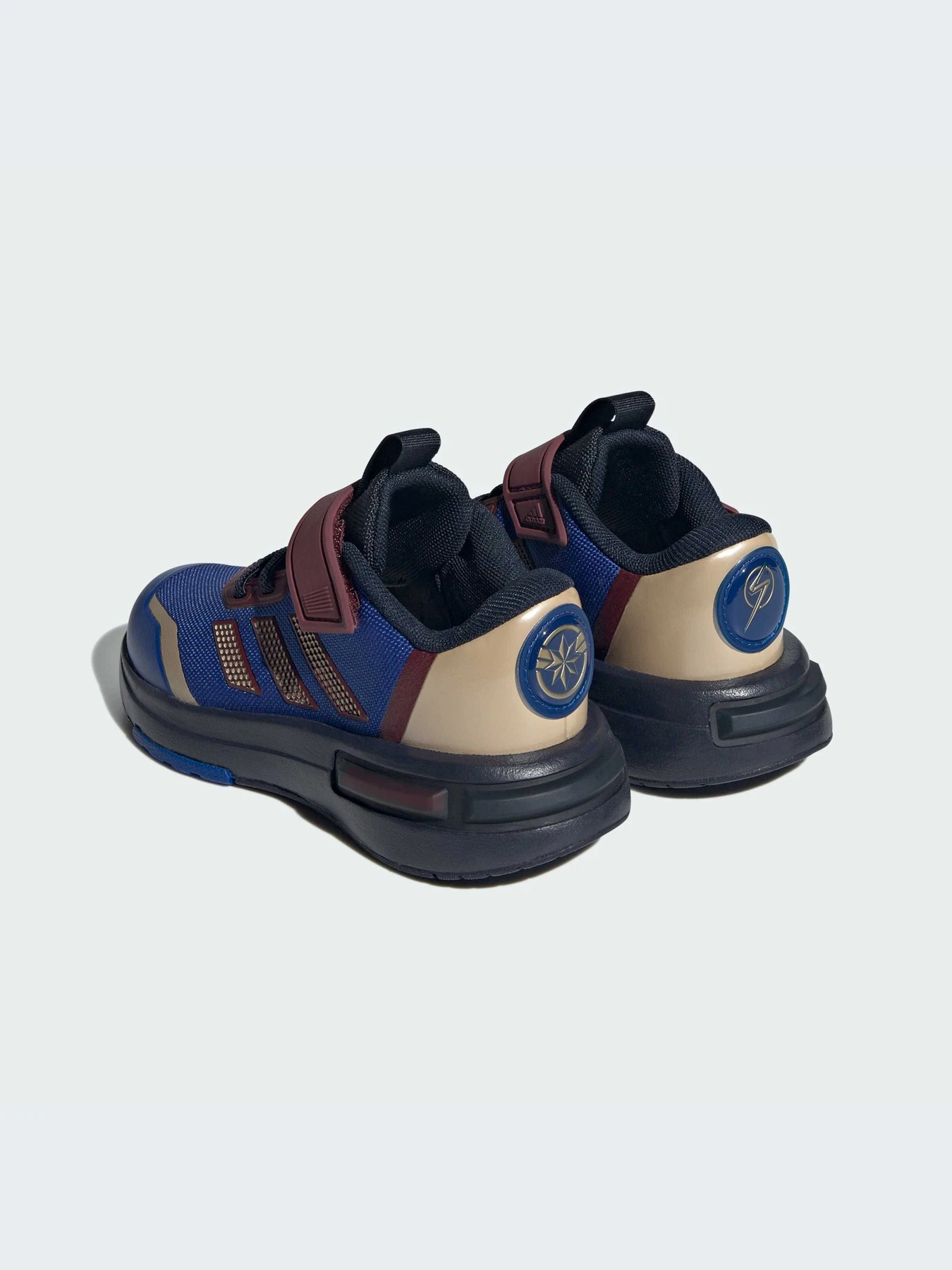 Кроссовки Adidas x Disney модель IF4155 Кроссовки Adidas x Disney модель IF4155 Фото