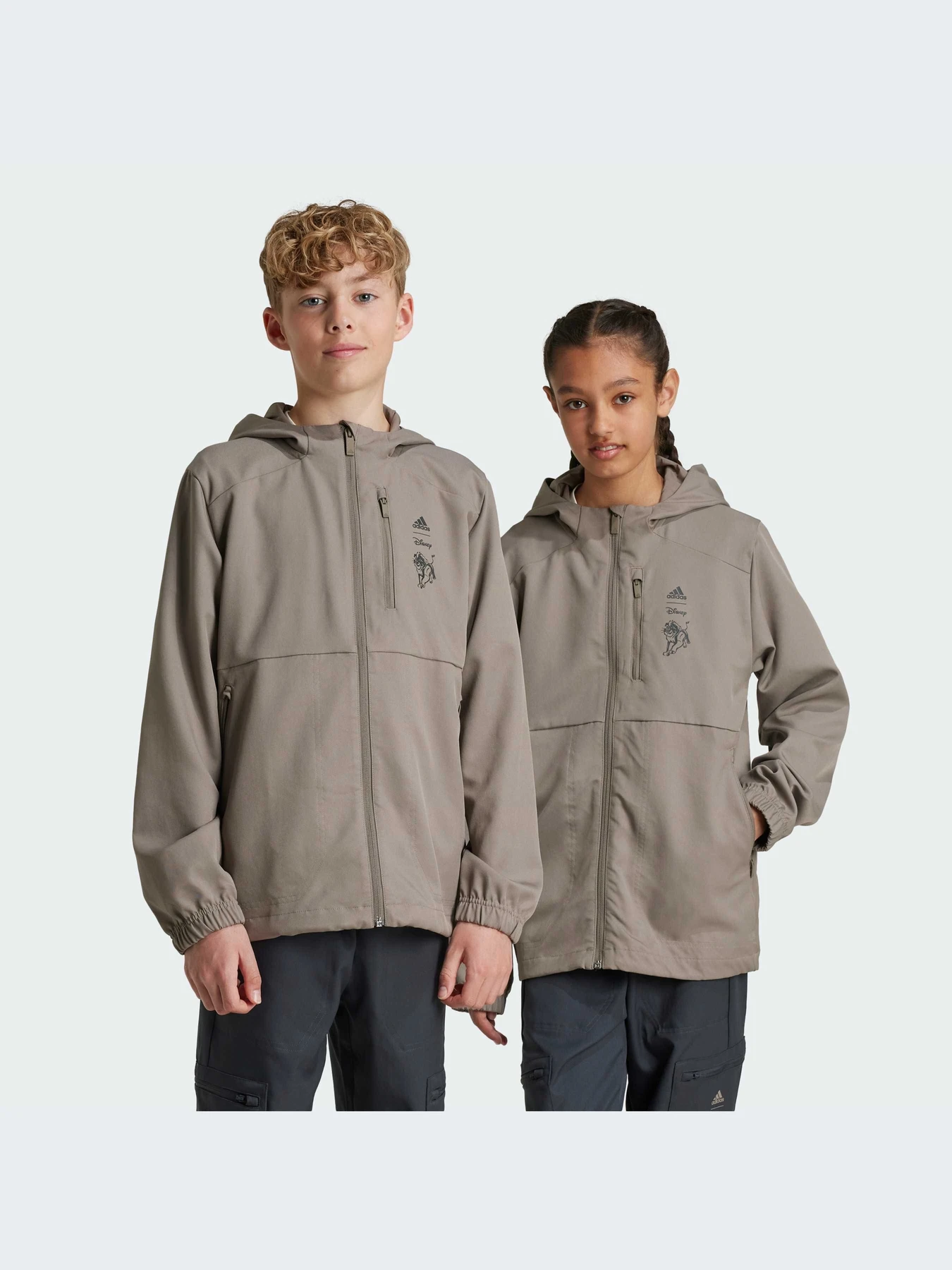 Куртки и дубленки Adidas x Disney модель IV9633 Куртки и дубленки Adidas x Disney модель IV9633 Фото
