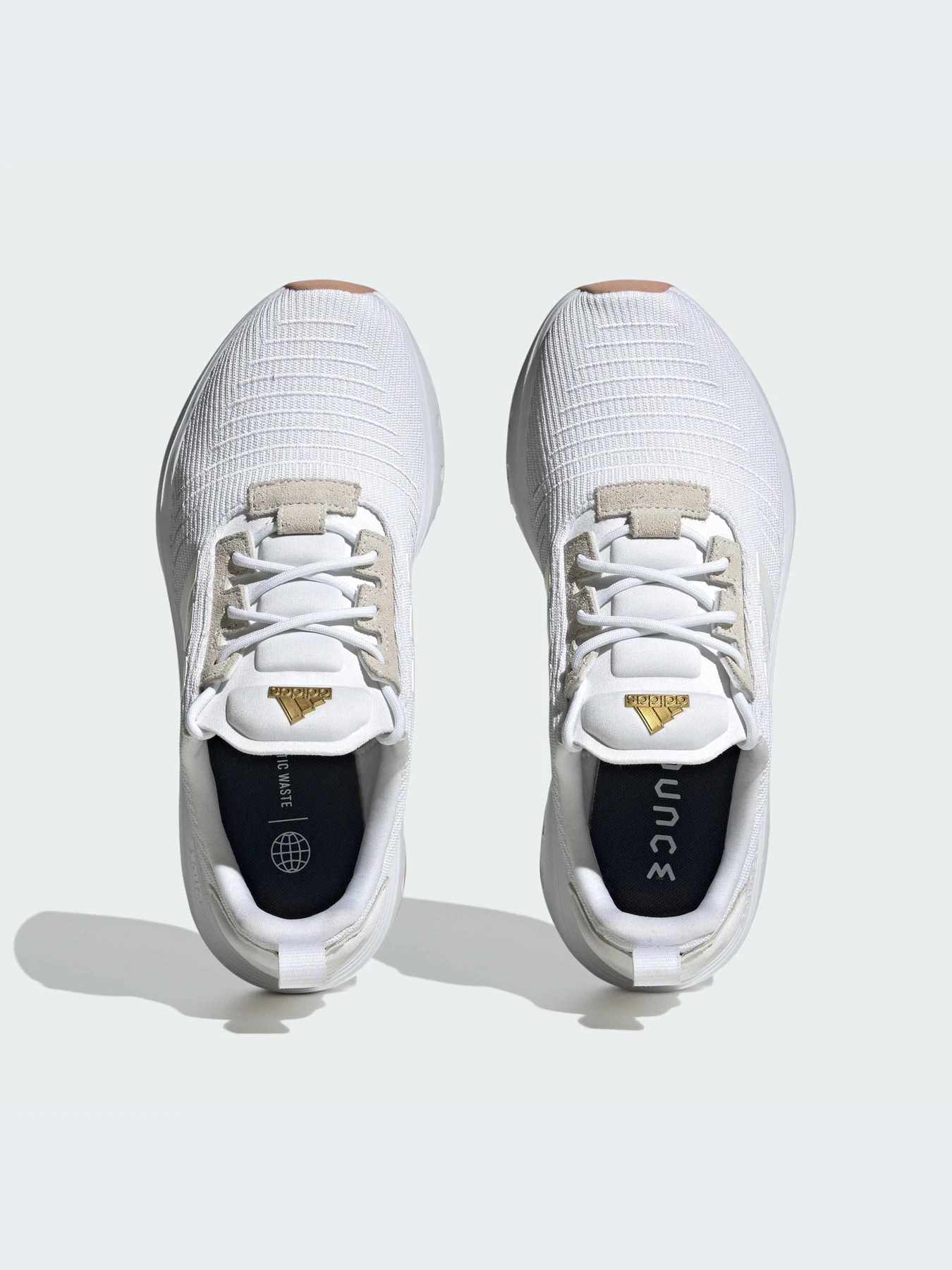 Кроссовки Adidas Swift модель IG4715 Кроссовки Adidas Swift модель IG4715 Фото