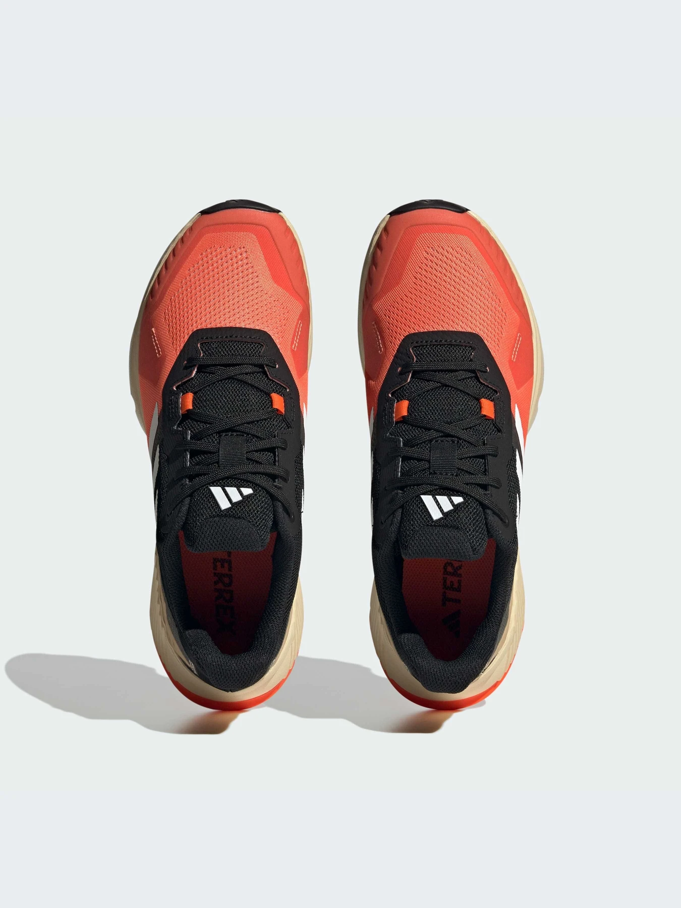 Кроссовки Adidas модель IF5011 Кроссовки Adidas модель IF5011 Фото