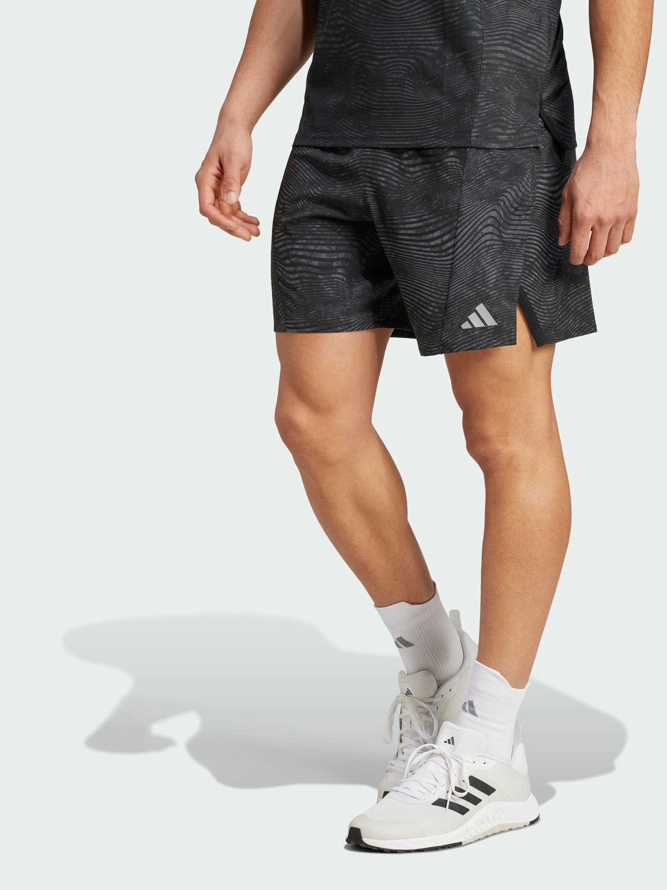 Шорты Adidas модель IV6117 Фото