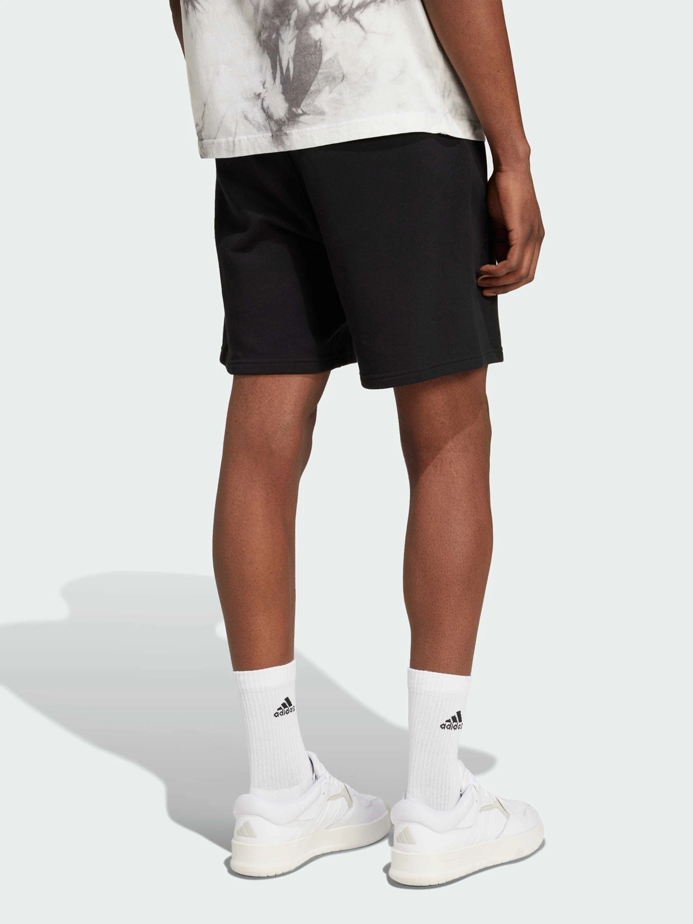 Шорти Adidas модель IX1247 Фото
