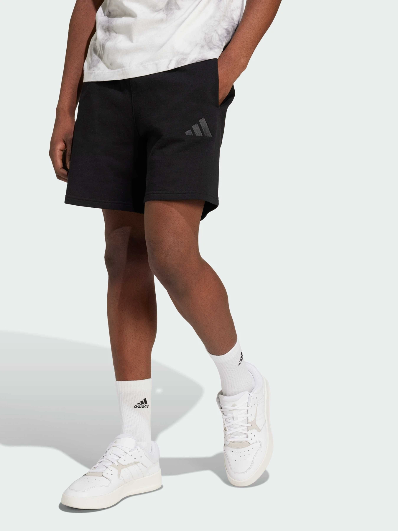 Шорти Adidas модель IX1247 Фото