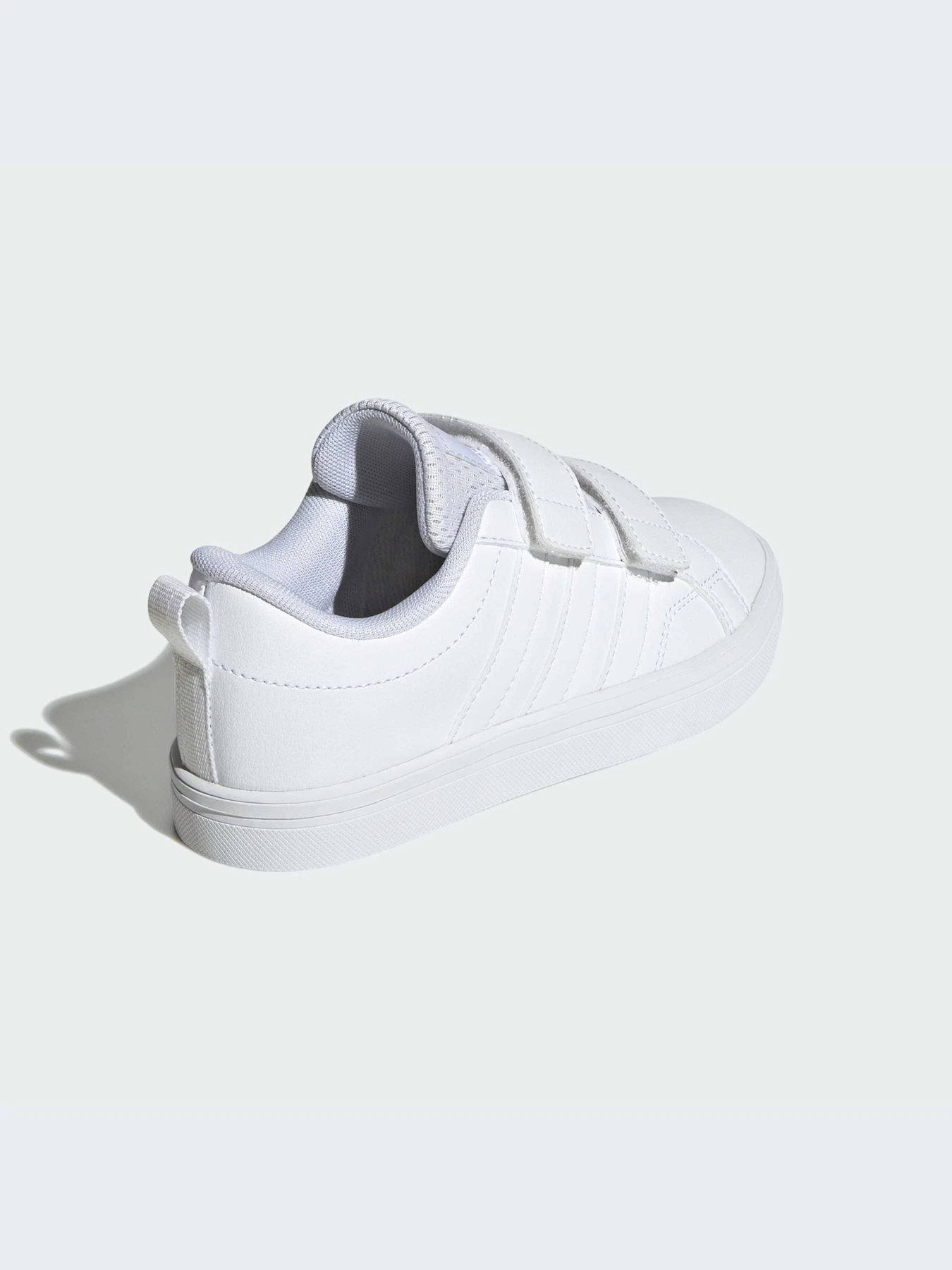 Кросівки Adidas модель IE3474 Фото