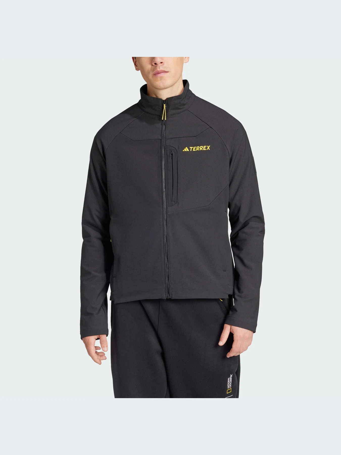 Куртки та дублянки Adidas модель IX7920 Куртки та дублянки Adidas модель IX7920 Фото