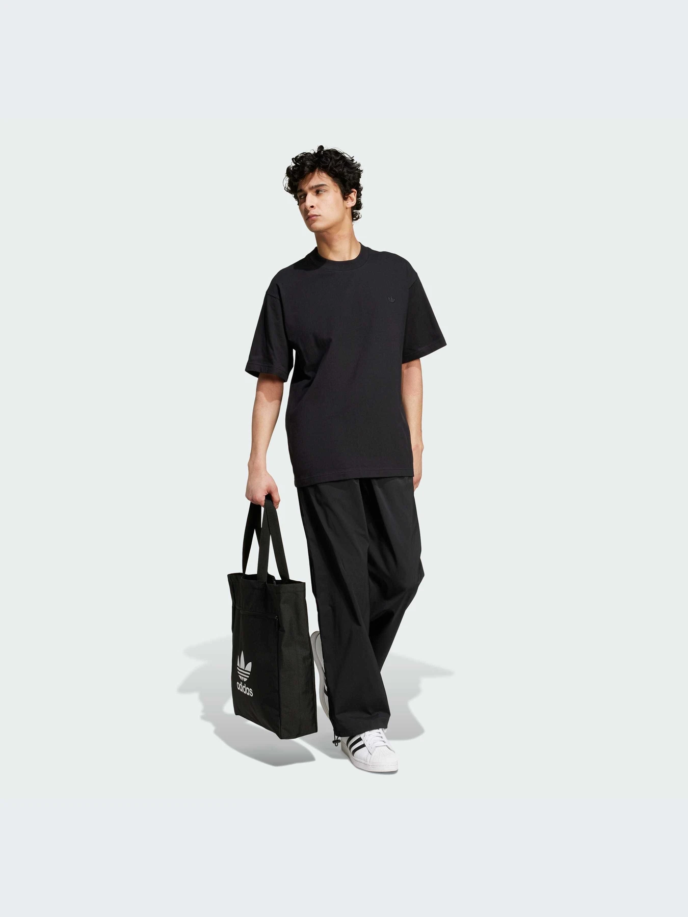 Футболки і поло Adidas модель IY2248 Футболки і поло Adidas модель IY2248 Фото