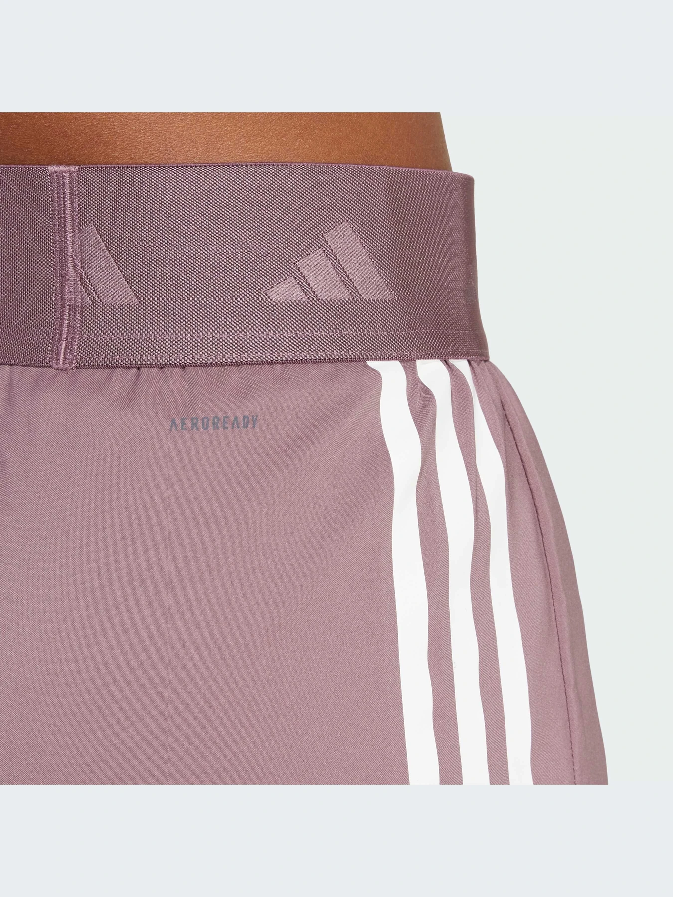Шорты Adidas модель IX3220 Фото