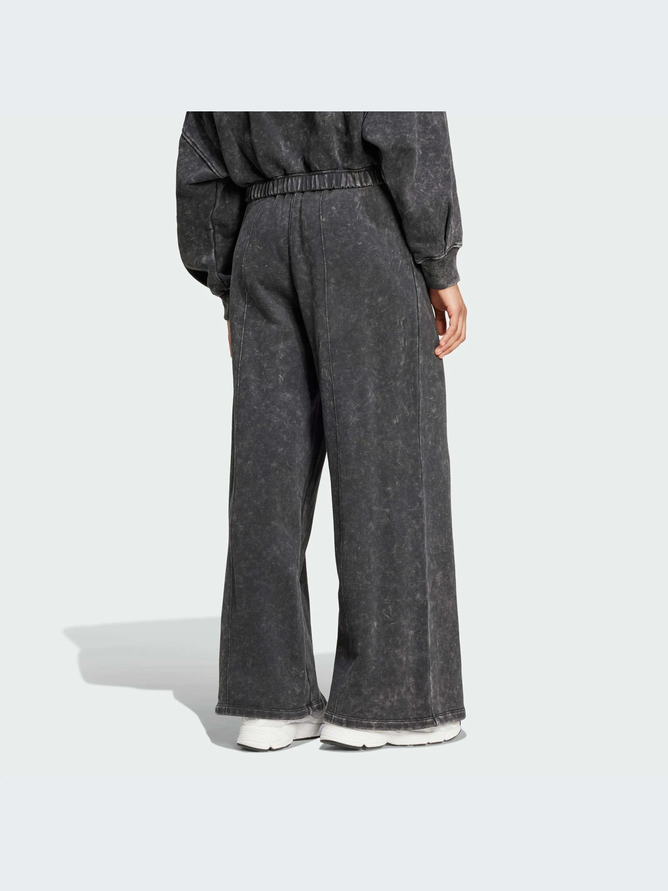 Штани Adidas модель IW5740 Штани Adidas модель IW5740 Фото