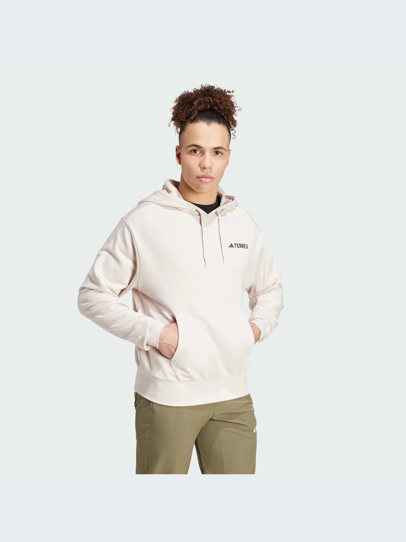 Худи и свитшоты Adidas модель IZ0460 Фото
