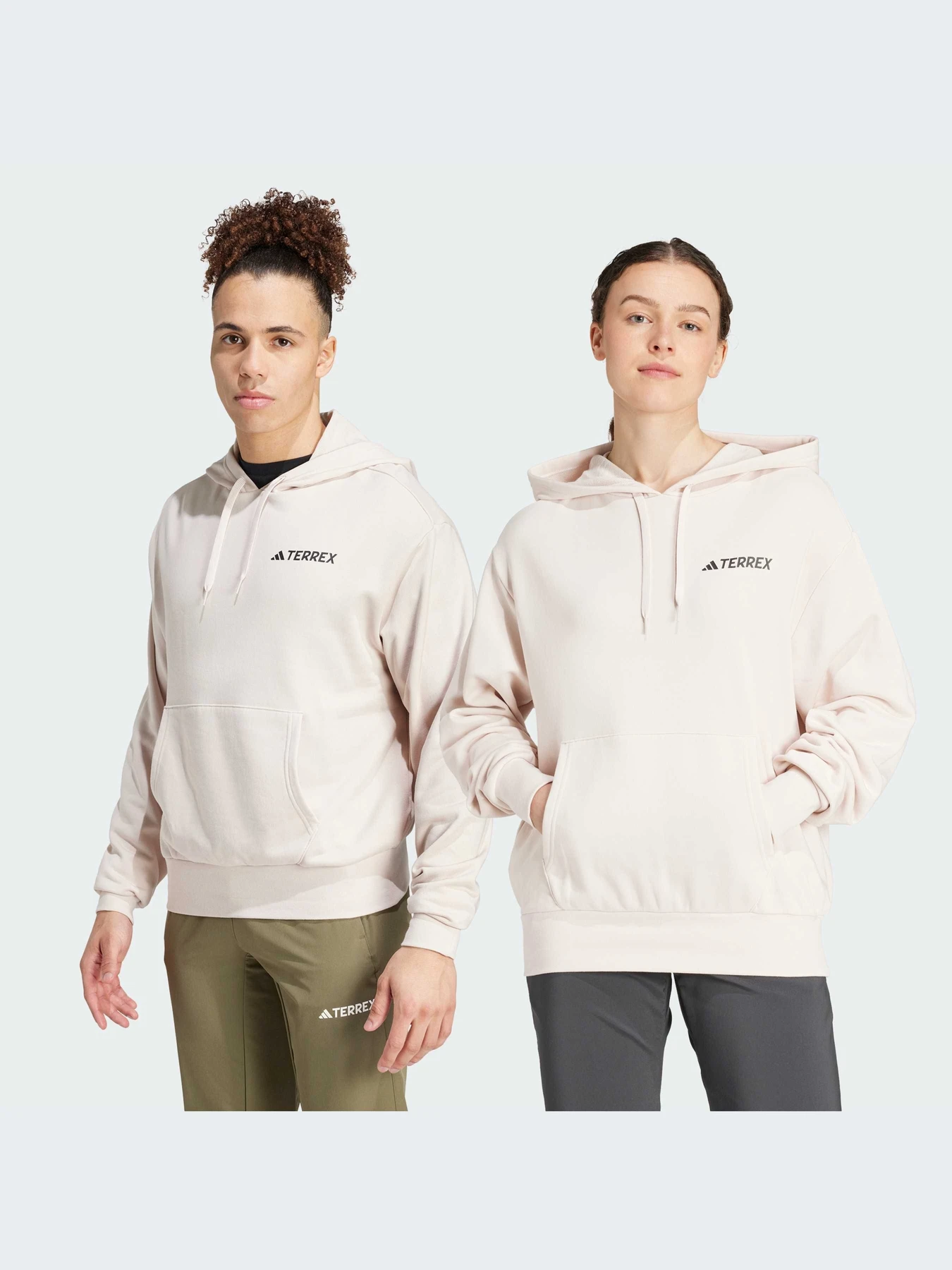 Худи и свитшоты Adidas модель IZ0460 Фото