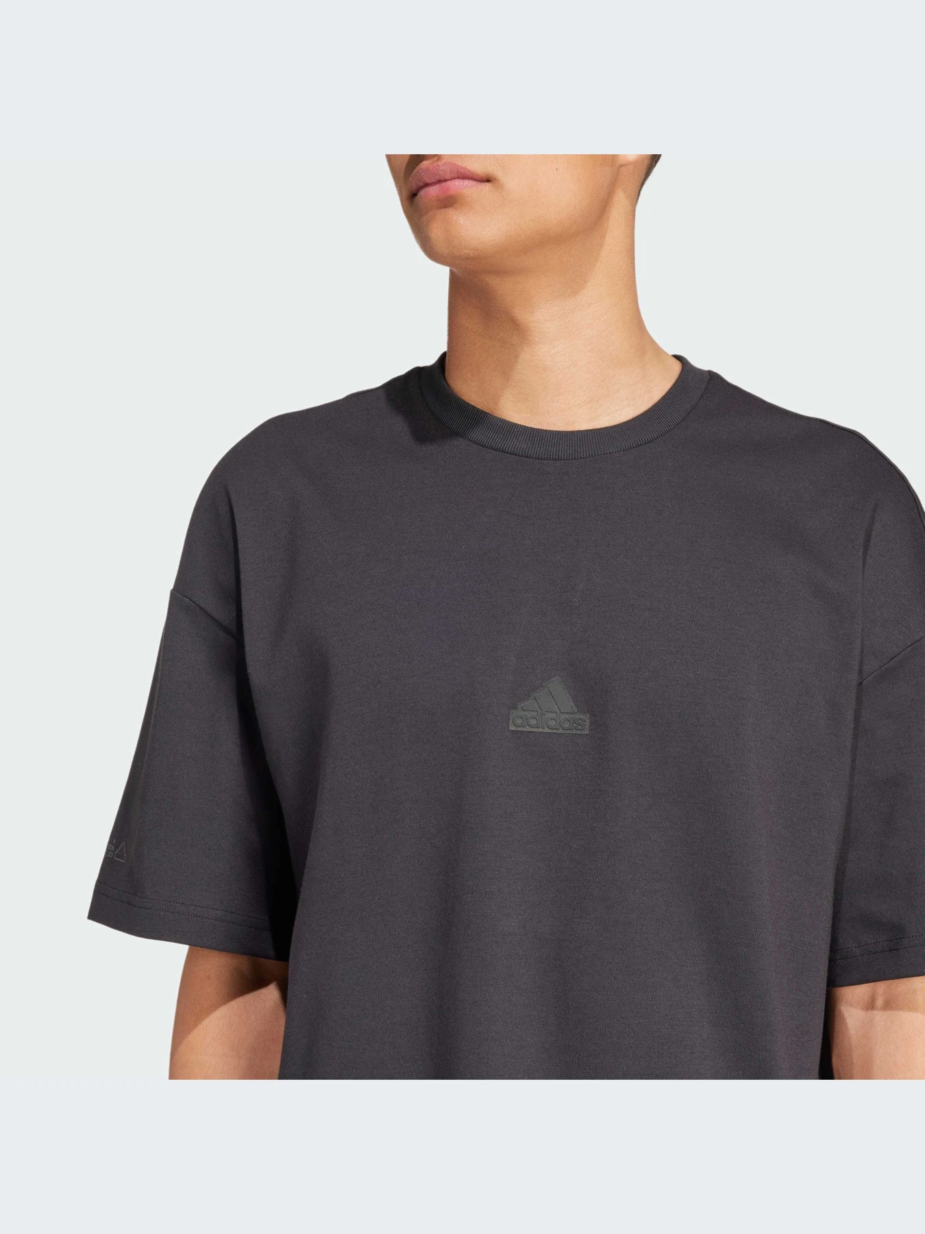 Футболки и поло Adidas модель JF3704 Футболки и поло Adidas модель JF3704 Фото