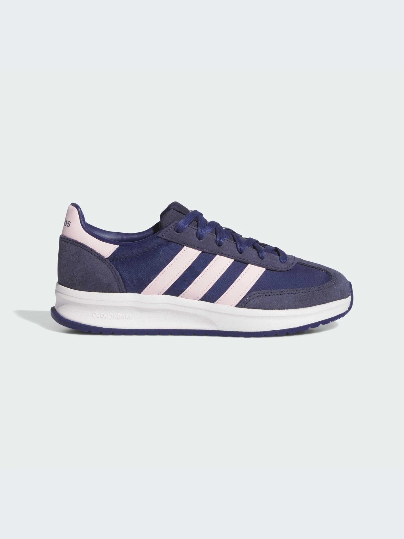 Кроссовки Adidas модель IH8601 Кроссовки Adidas модель IH8601 Фото