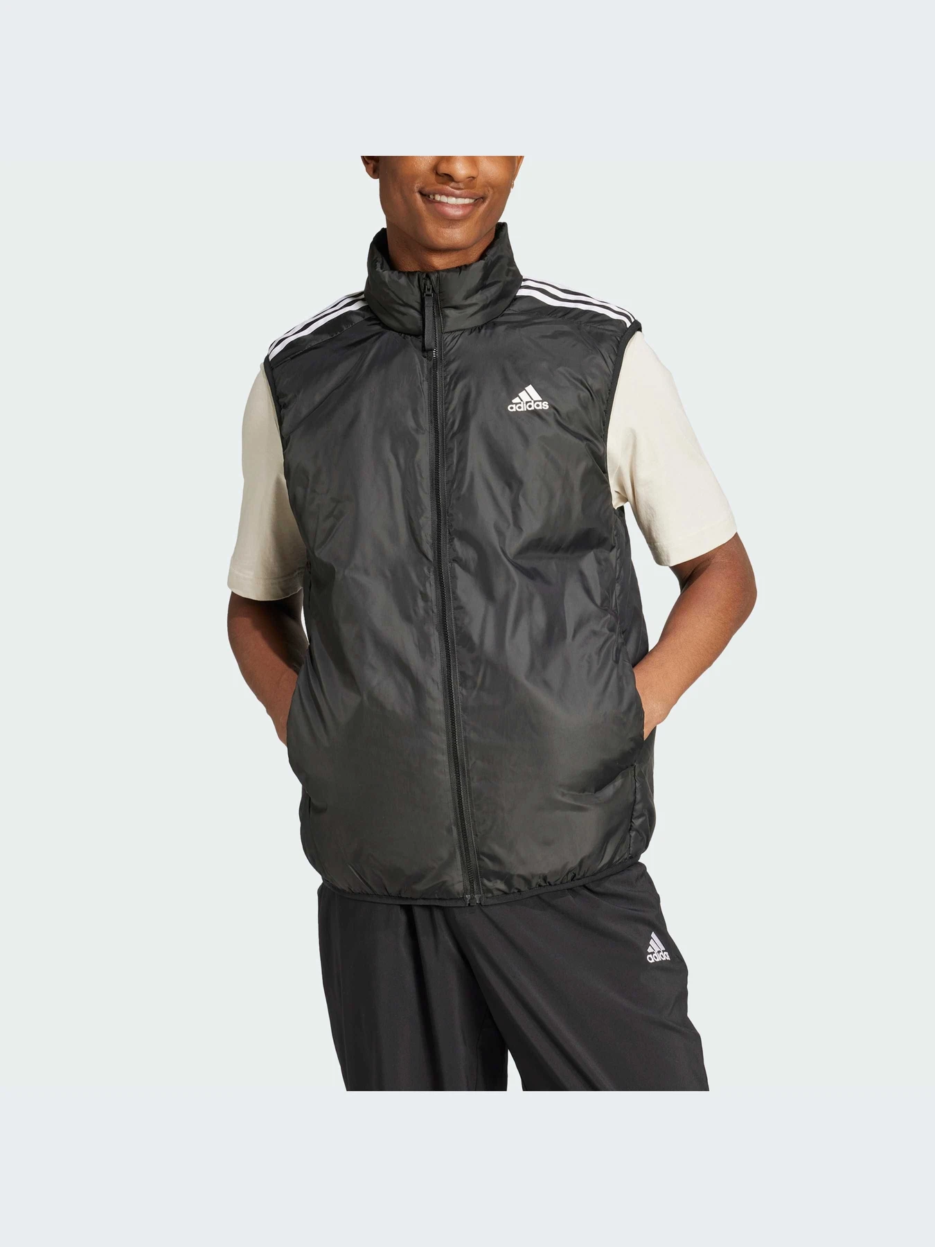 Куртки та дублянки Adidas модель IZ0505 Куртки та дублянки Adidas модель IZ0505 Фото
