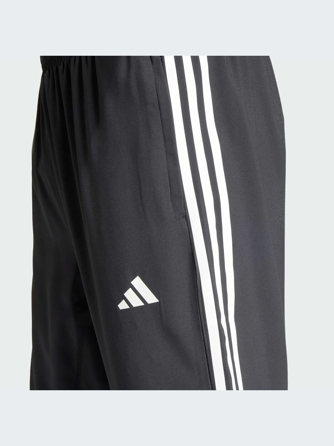 Брюки Adidas 3 Stripes модель IK4982 Брюки Adidas 3 Stripes модель IK4982 Фото