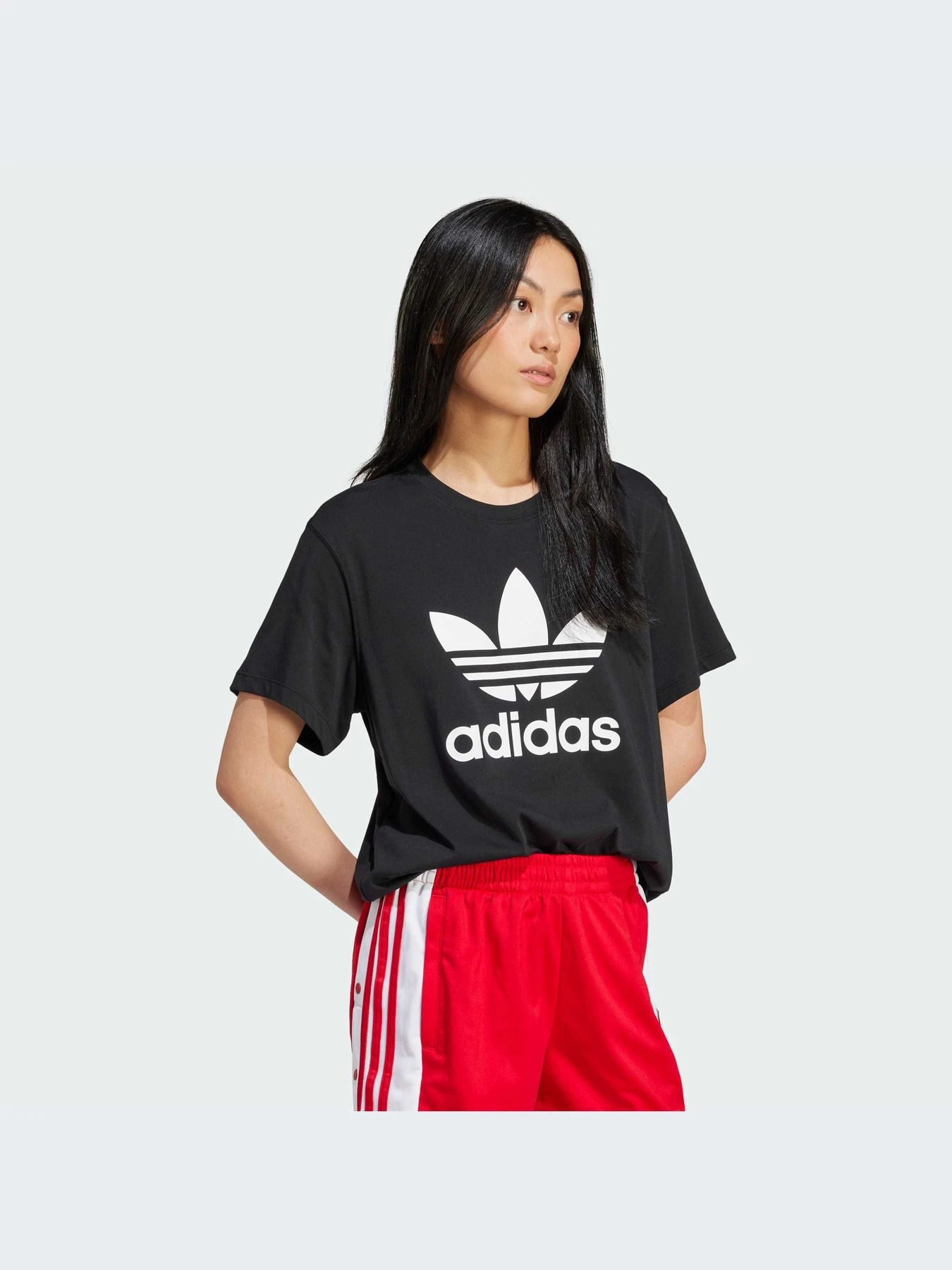 Футболки и поло Adidas Adicolor модель IU2422 Футболки и поло Adidas Adicolor модель IU2422 Фото