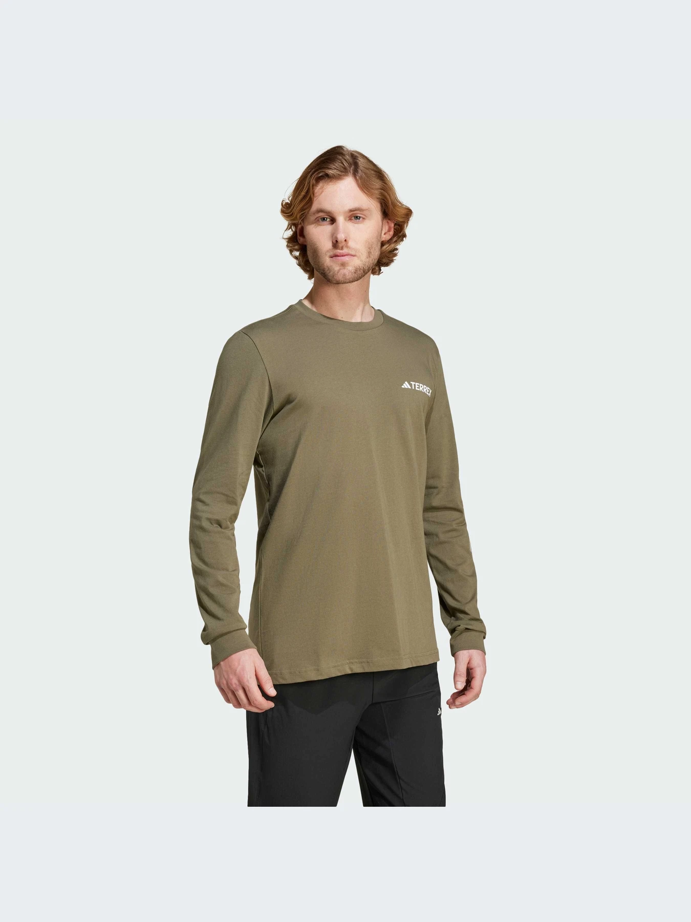 Худи и свитшоты Adidas Graphics модель IY4303 Фото