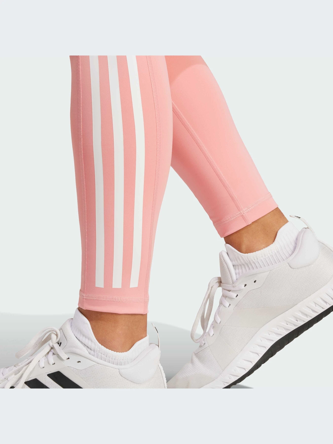 Брюки Adidas 3 Stripes модель IZ2716 Брюки Adidas 3 Stripes модель IZ2716 Фото