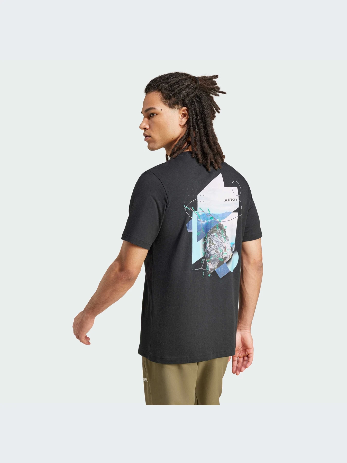 Футболки и поло Adidas модель IZ0471 Футболки и поло Adidas модель IZ0471 Фото