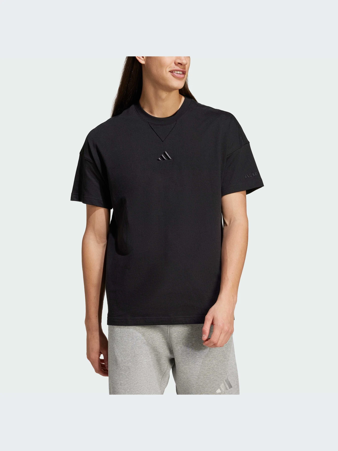 Футболки і поло Adidas модель IY4150 Футболки і поло Adidas модель IY4150 Фото