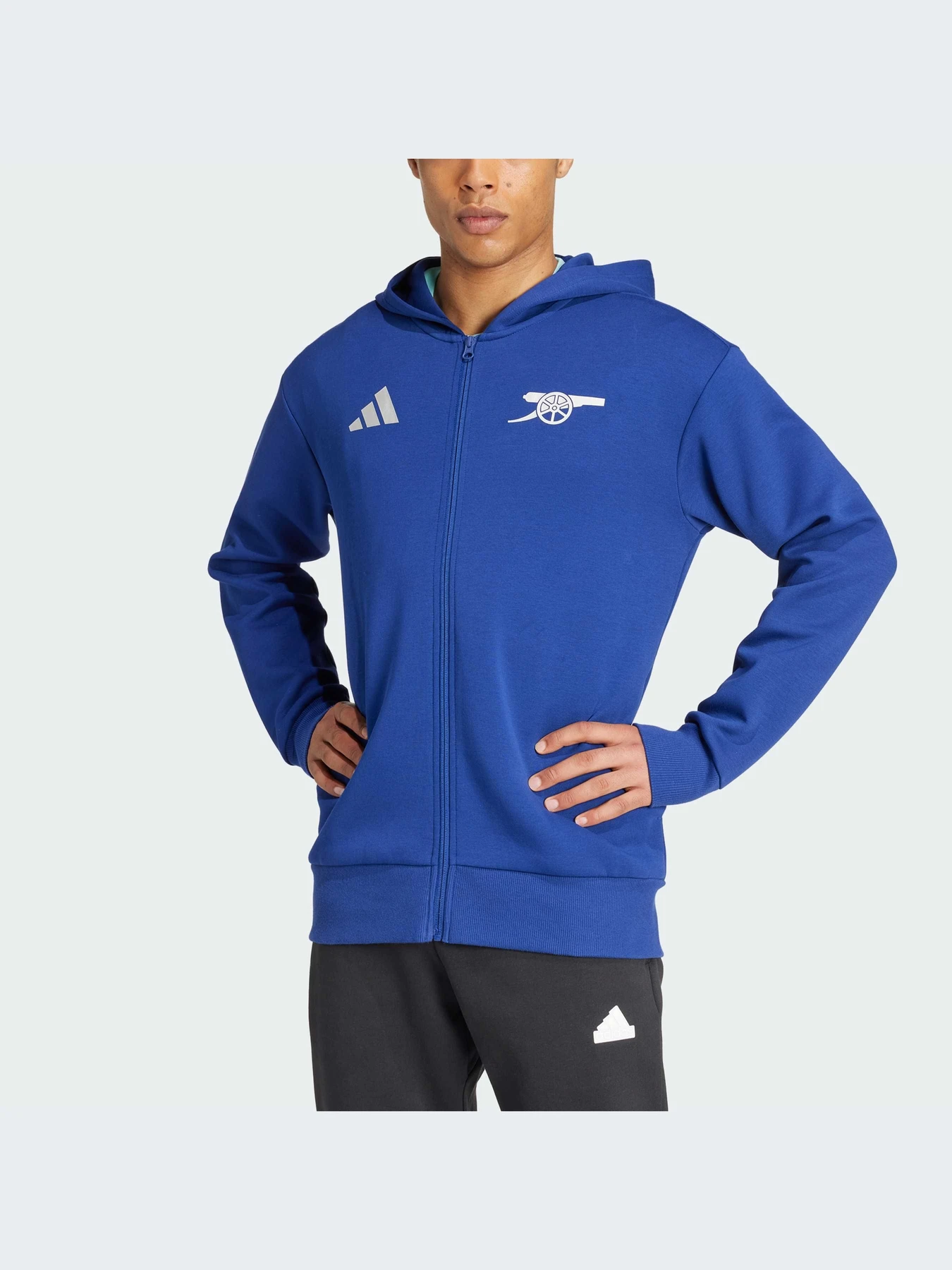 Худи и свитшоты Adidas модель IT4083 Худи и свитшоты Adidas модель IT4083 Фото