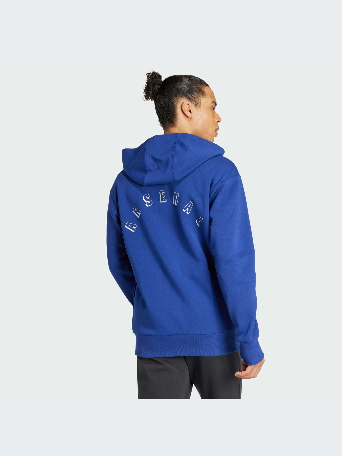 Худи и свитшоты Adidas модель IT4083 Худи и свитшоты Adidas модель IT4083 Фото
