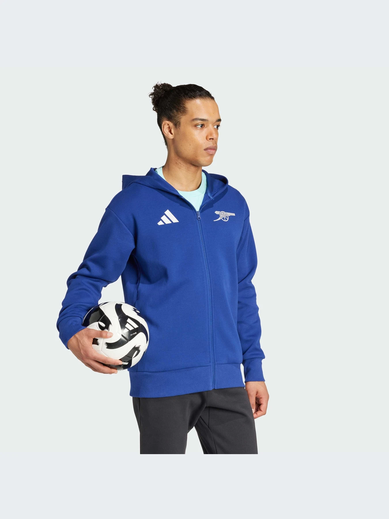Худи и свитшоты Adidas модель IT4083 Худи и свитшоты Adidas модель IT4083 Фото