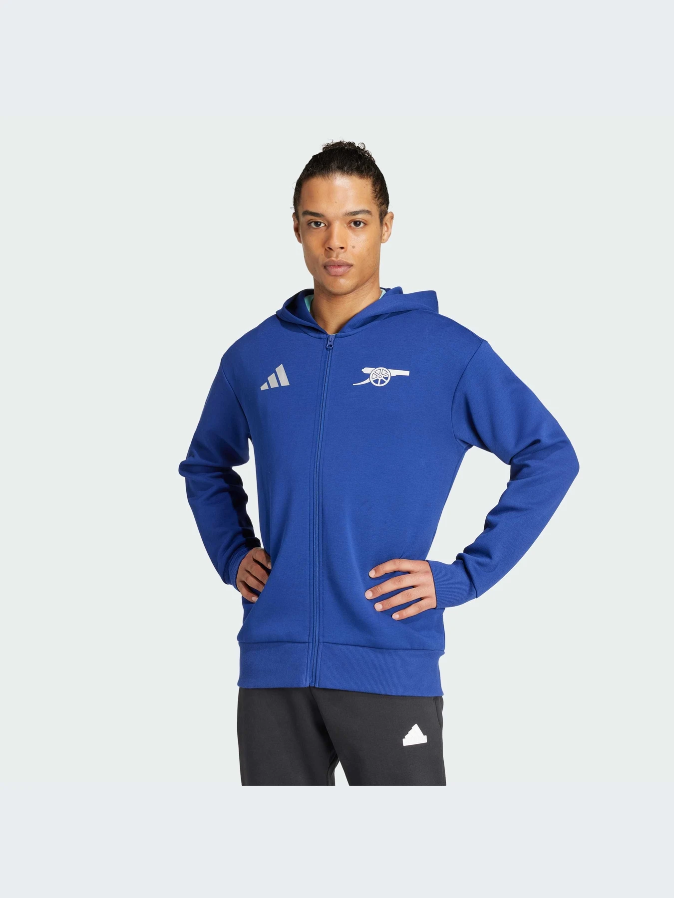 Худи и свитшоты Adidas модель IT4083 Худи и свитшоты Adidas модель IT4083 Фото