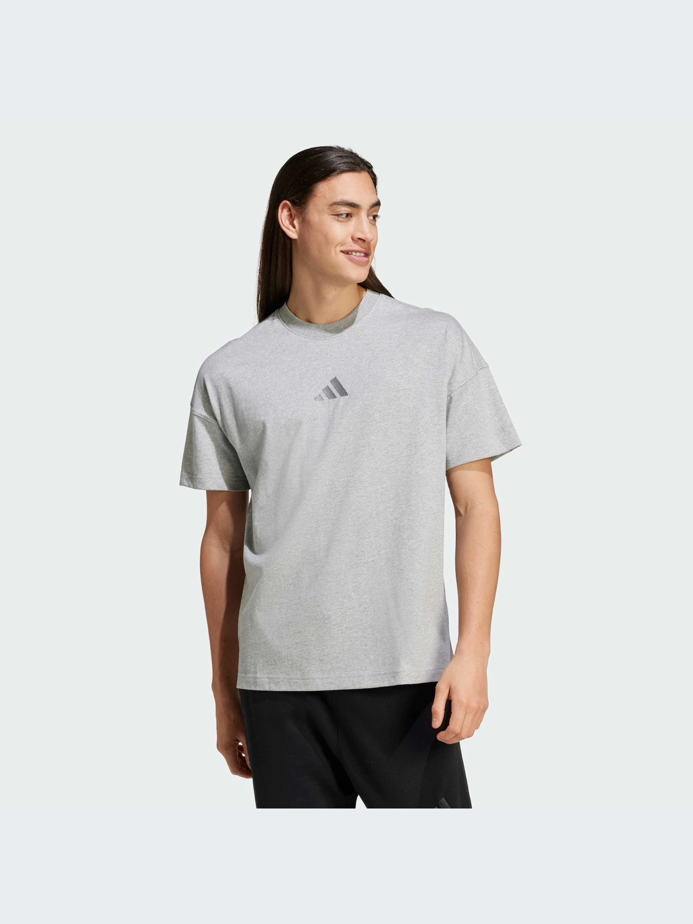 Футболки і поло Adidas модель IY4138 Футболки і поло Adidas модель IY4138 Фото