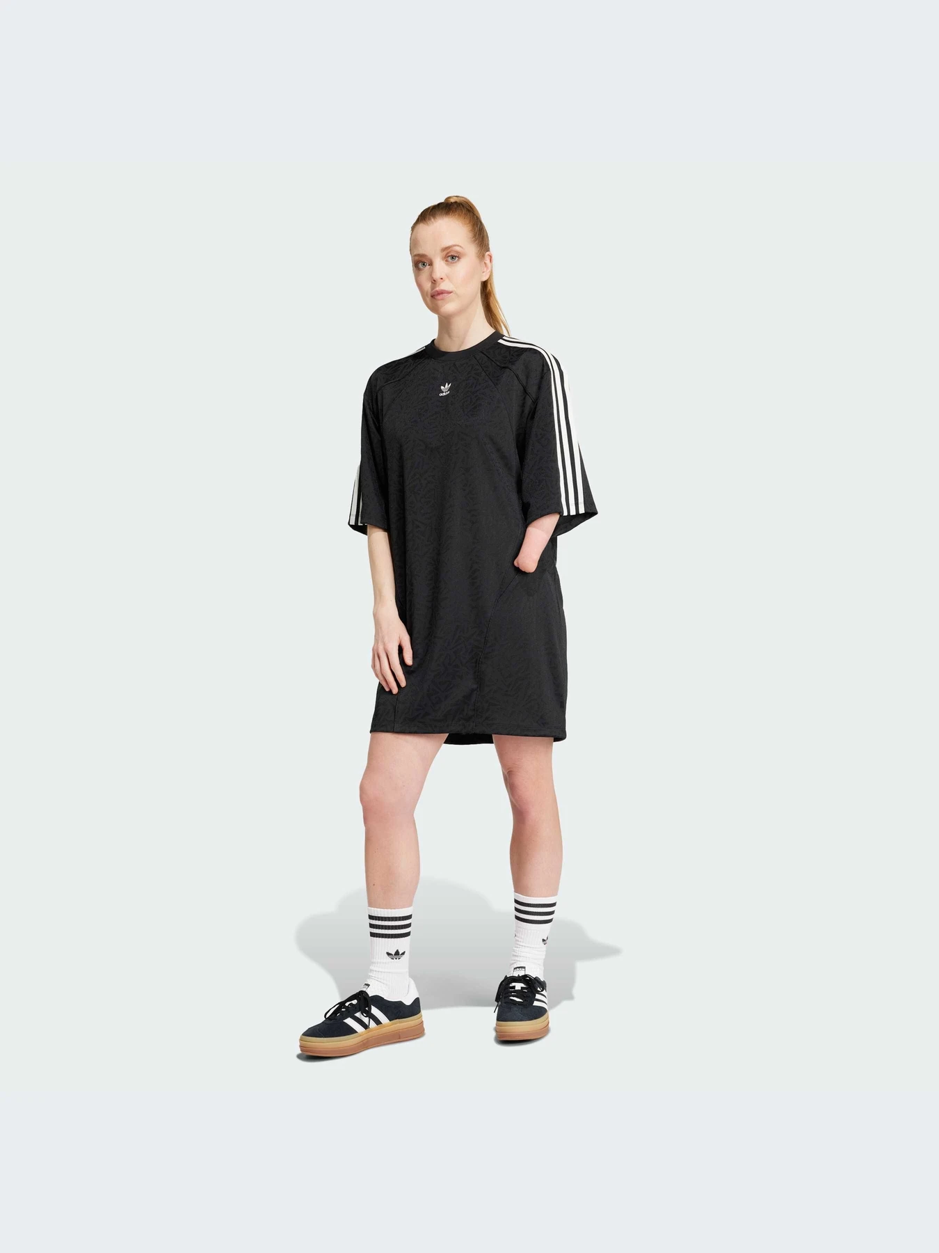 Платья Adidas модель IW5481 Фото