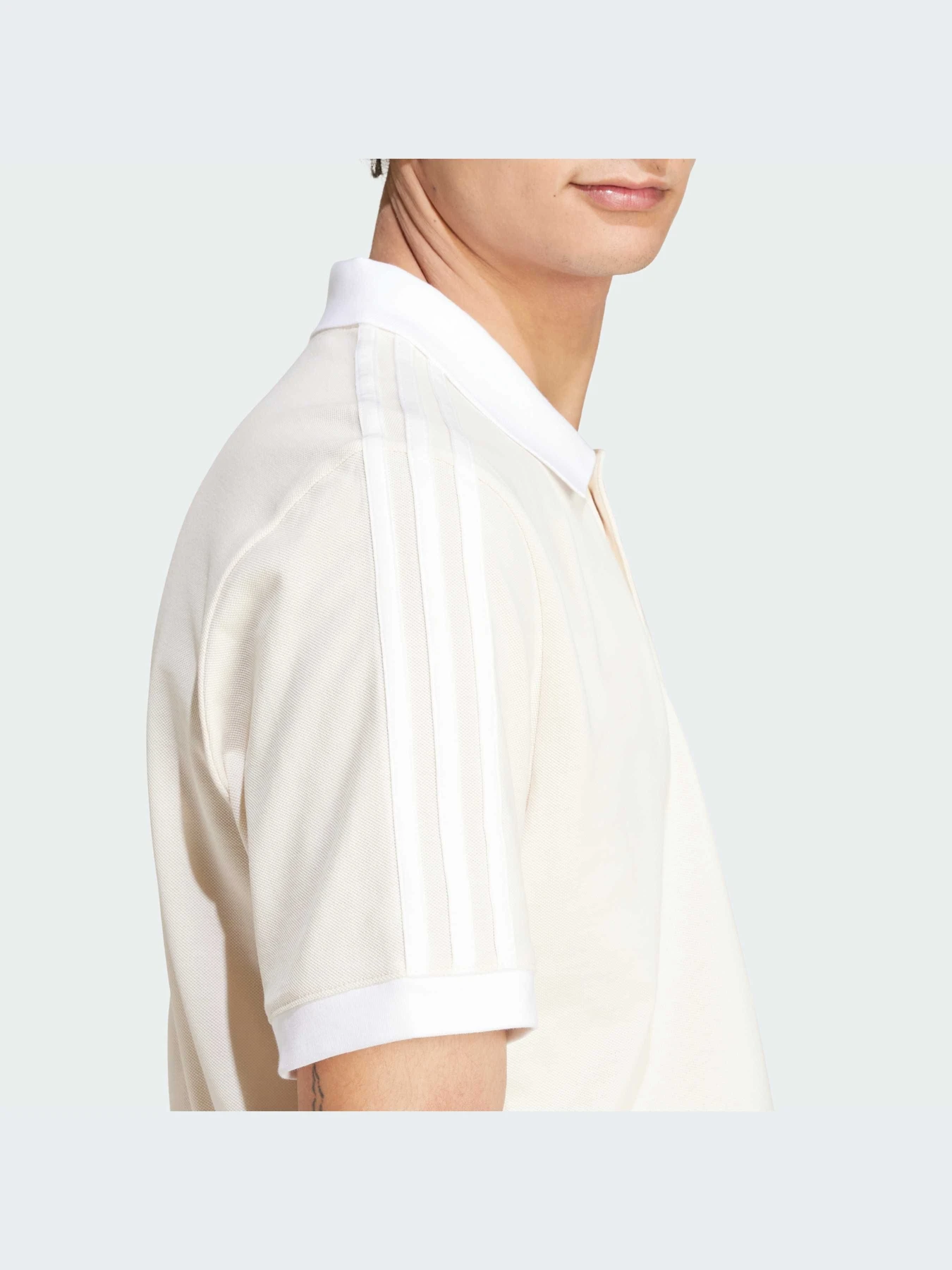 Футболки і поло Adidas модель IZ3070 Футболки і поло Adidas модель IZ3070 Фото