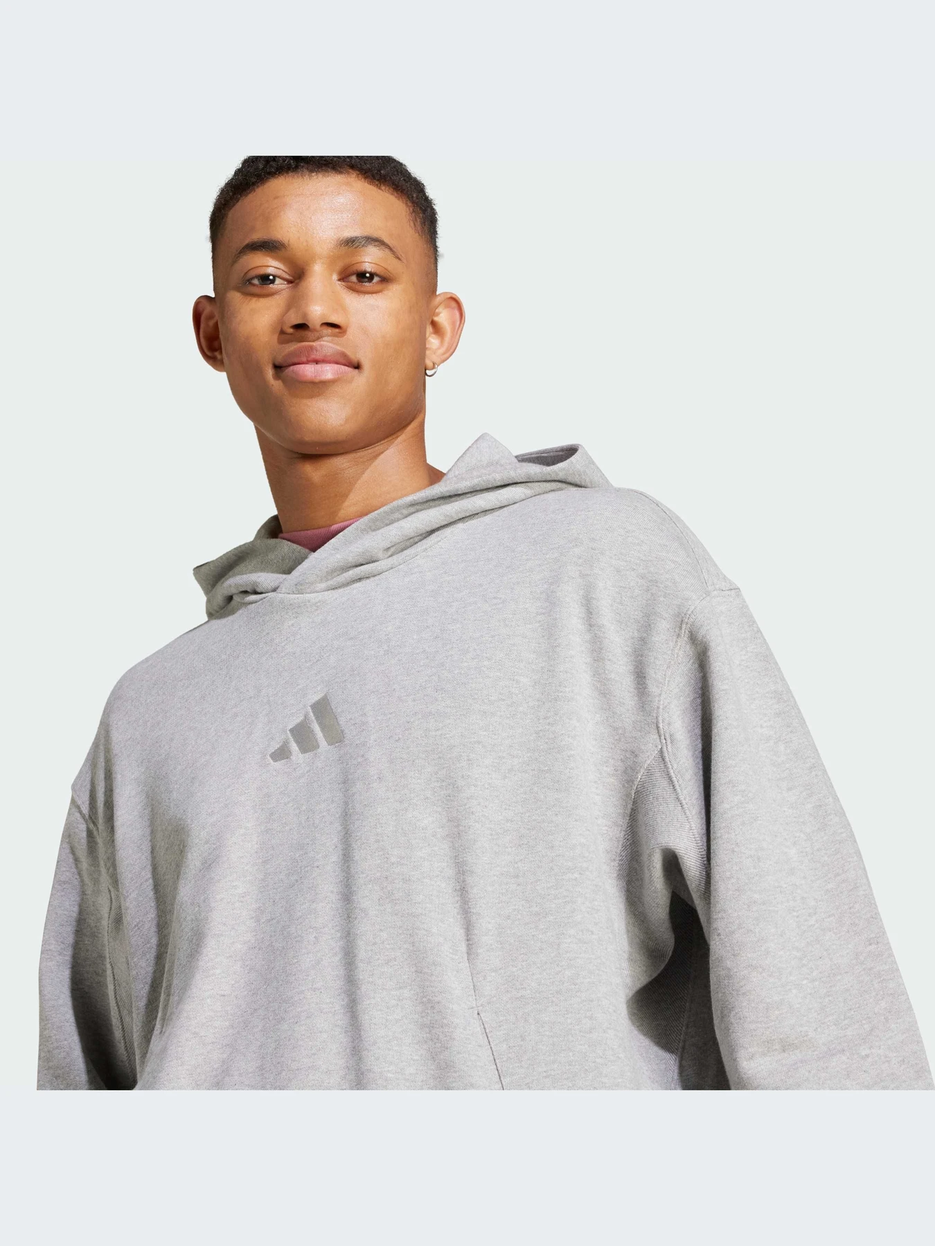 Худи и свитшоты Adidas модель IY4155 Фото