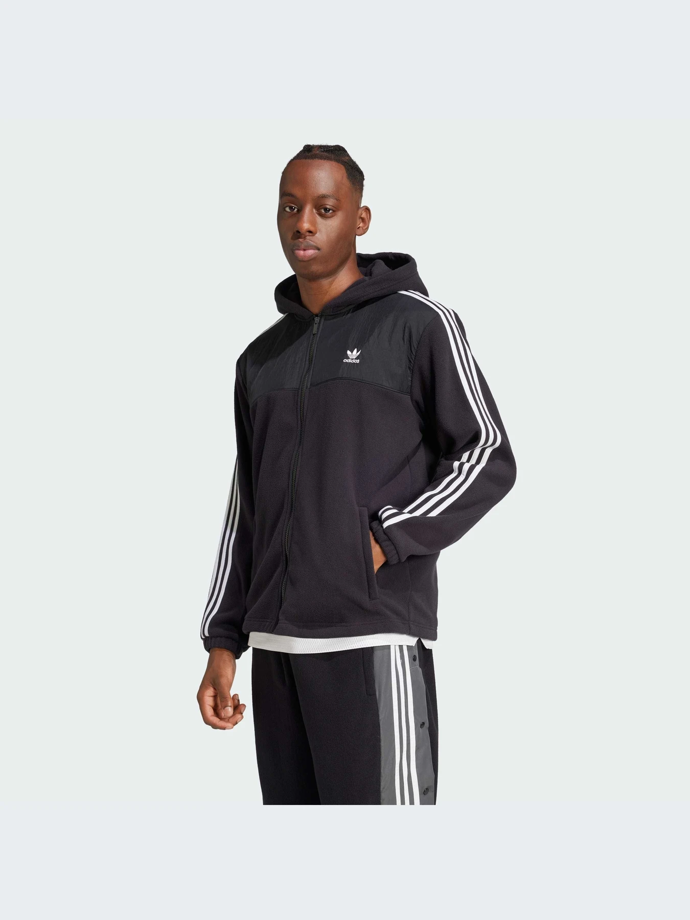 Худи и свитшоты Adidas Adicolor модель IZ4802 Фото