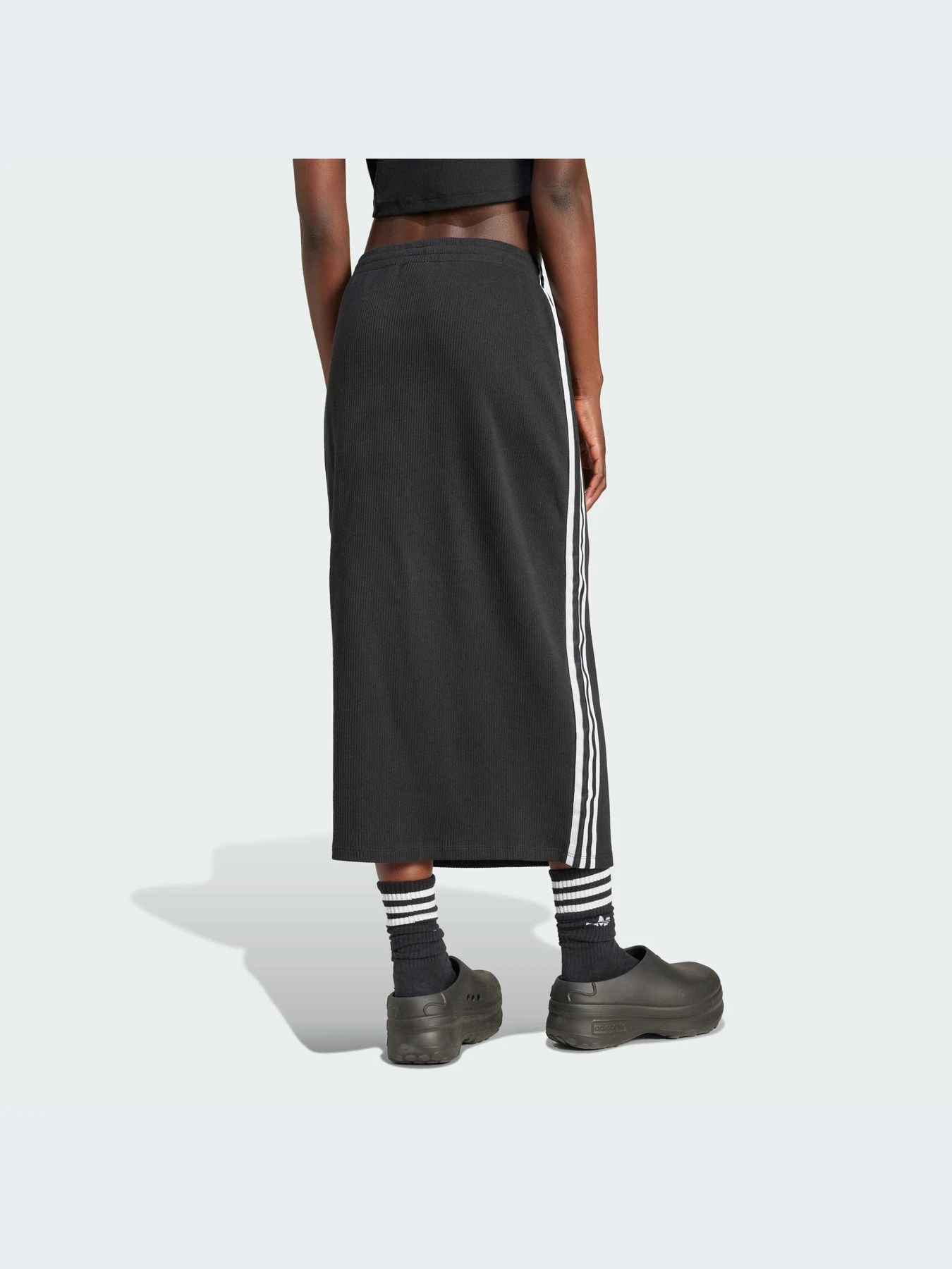 Юбки Adidas Adicolor модель IY7279 Юбки Adidas Adicolor модель IY7279 Фото