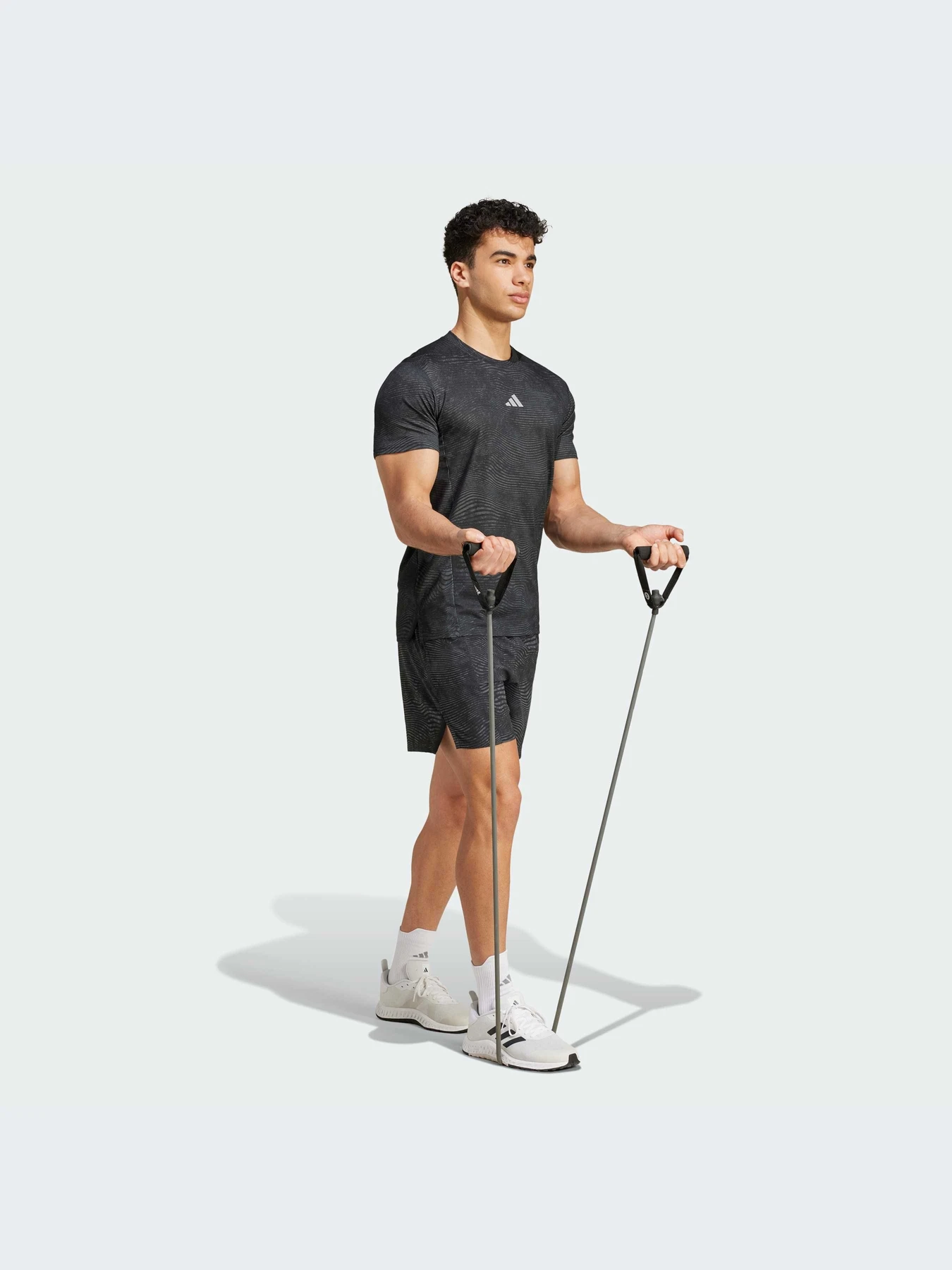 Футболки и поло Adidas модель IV6119 Футболки и поло Adidas модель IV6119 Фото
