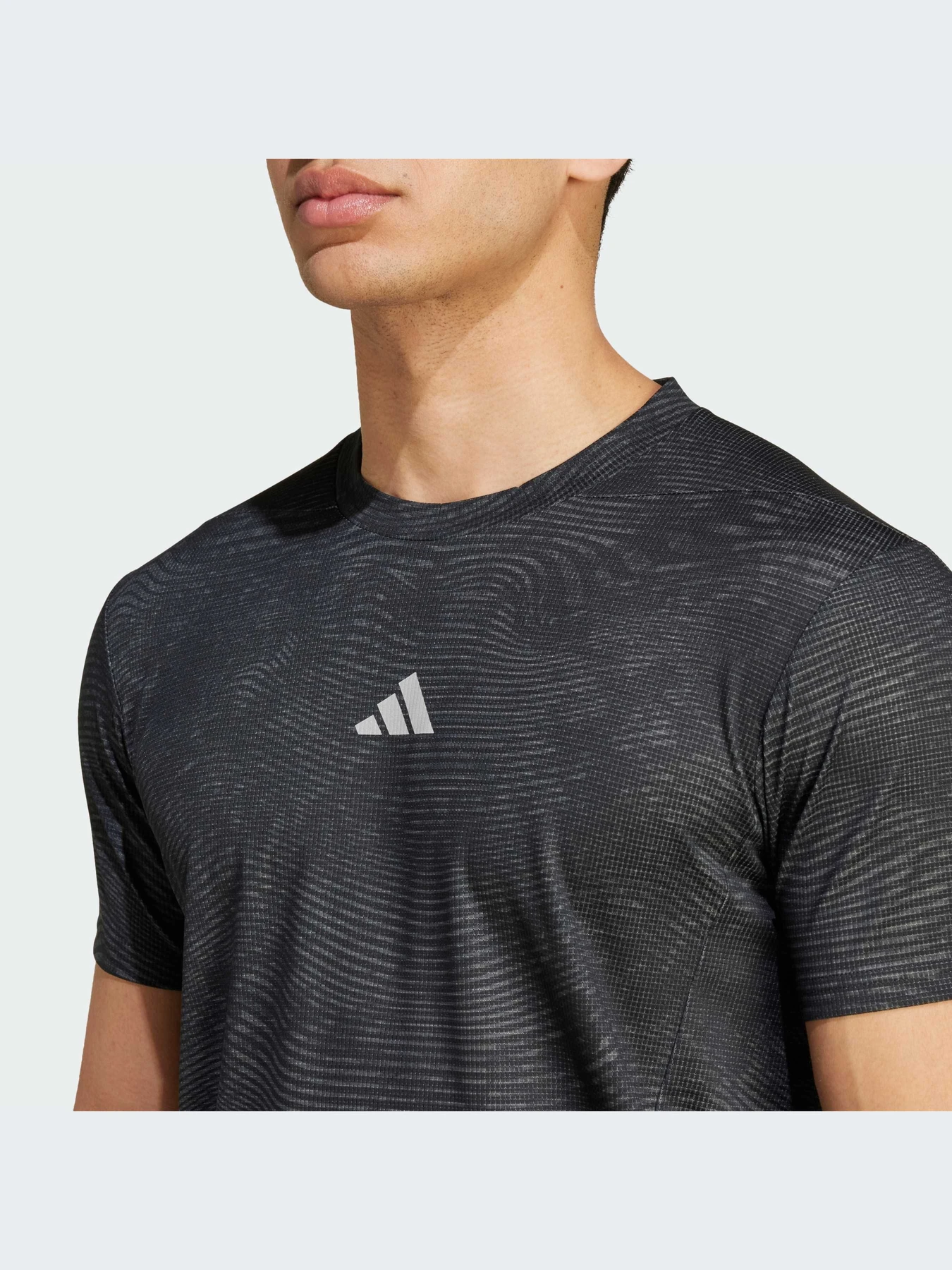 Футболки и поло Adidas модель IV6119 Футболки и поло Adidas модель IV6119 Фото