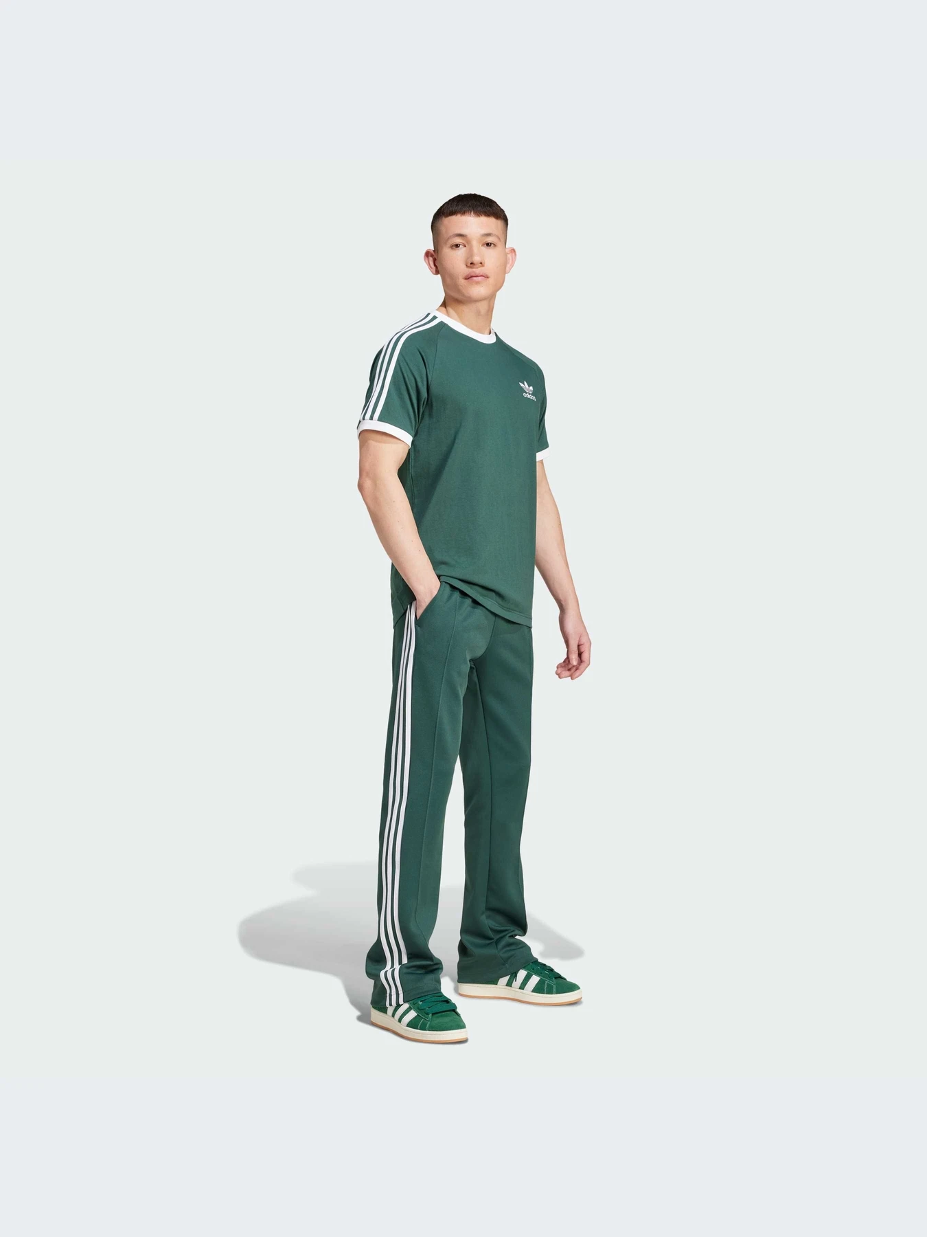 Футболки і поло Adidas Adicolor модель IY8720 Футболки і поло Adidas Adicolor модель IY8720 Фото