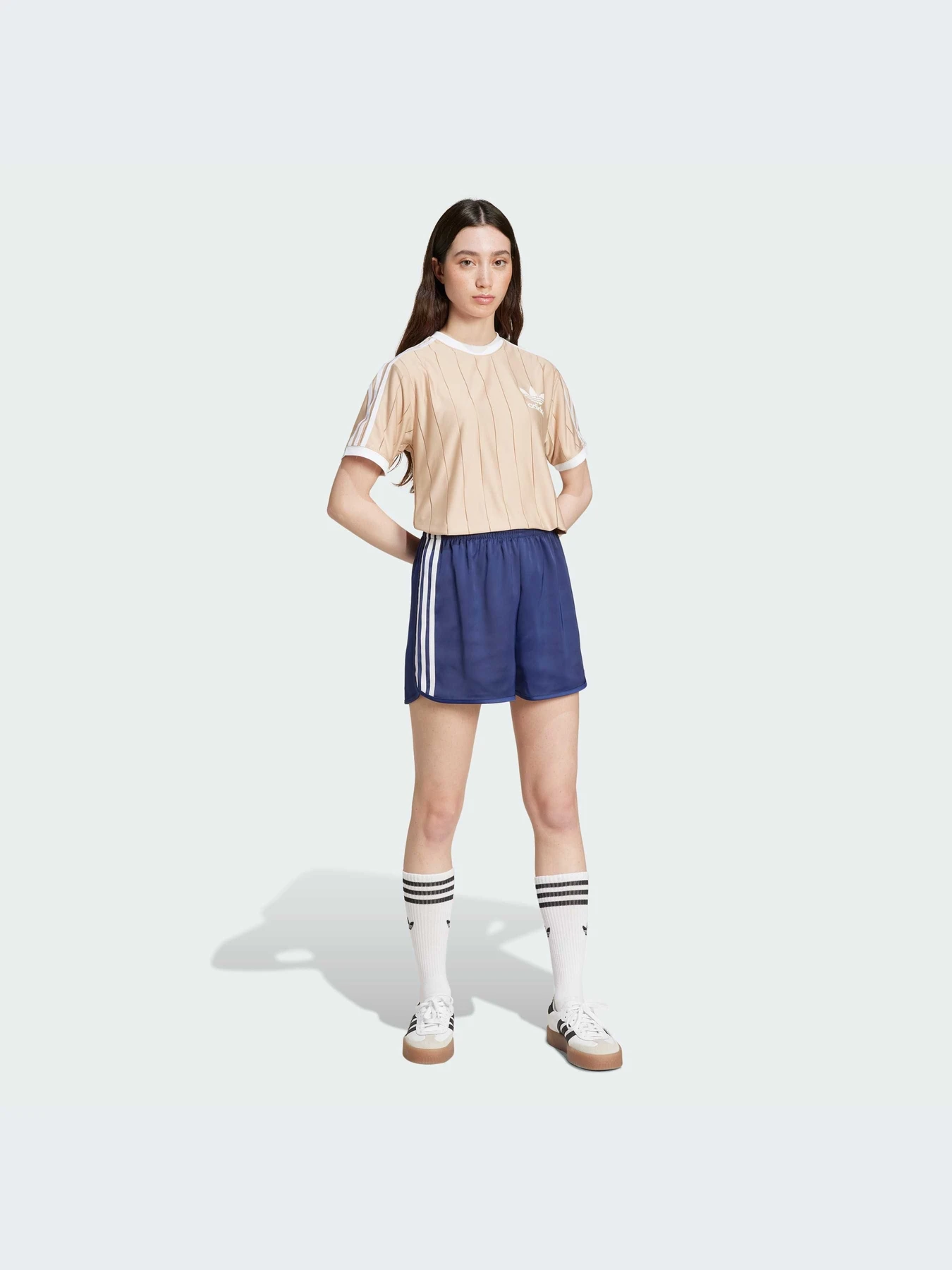 Футболки и поло Adidas Adicolor модель IY7232 Футболки и поло Adidas Adicolor модель IY7232 Фото