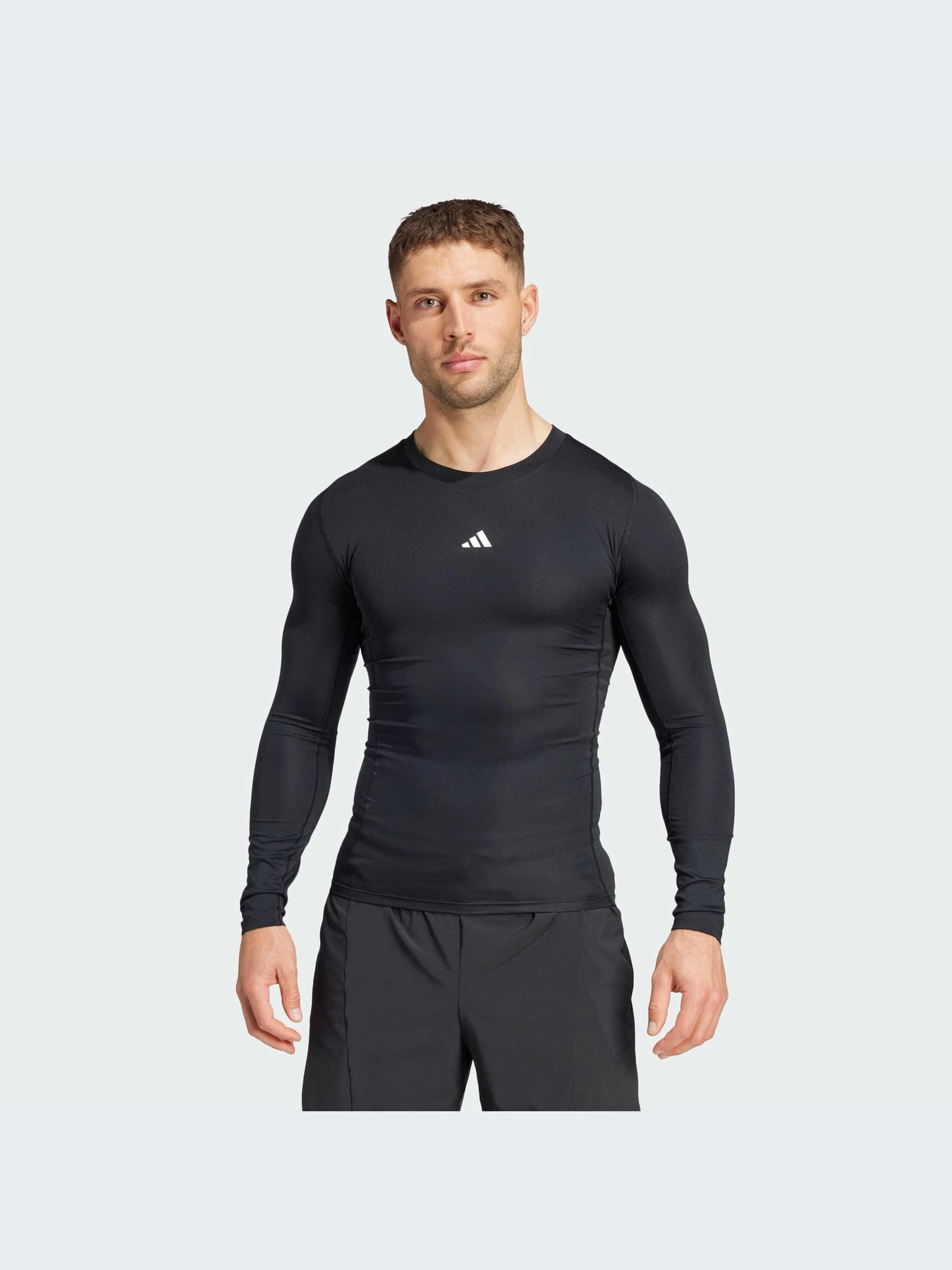 Худи и свитшоты Adidas Clima модель JE6702 Худи и свитшоты Adidas Clima модель JE6702 Фото