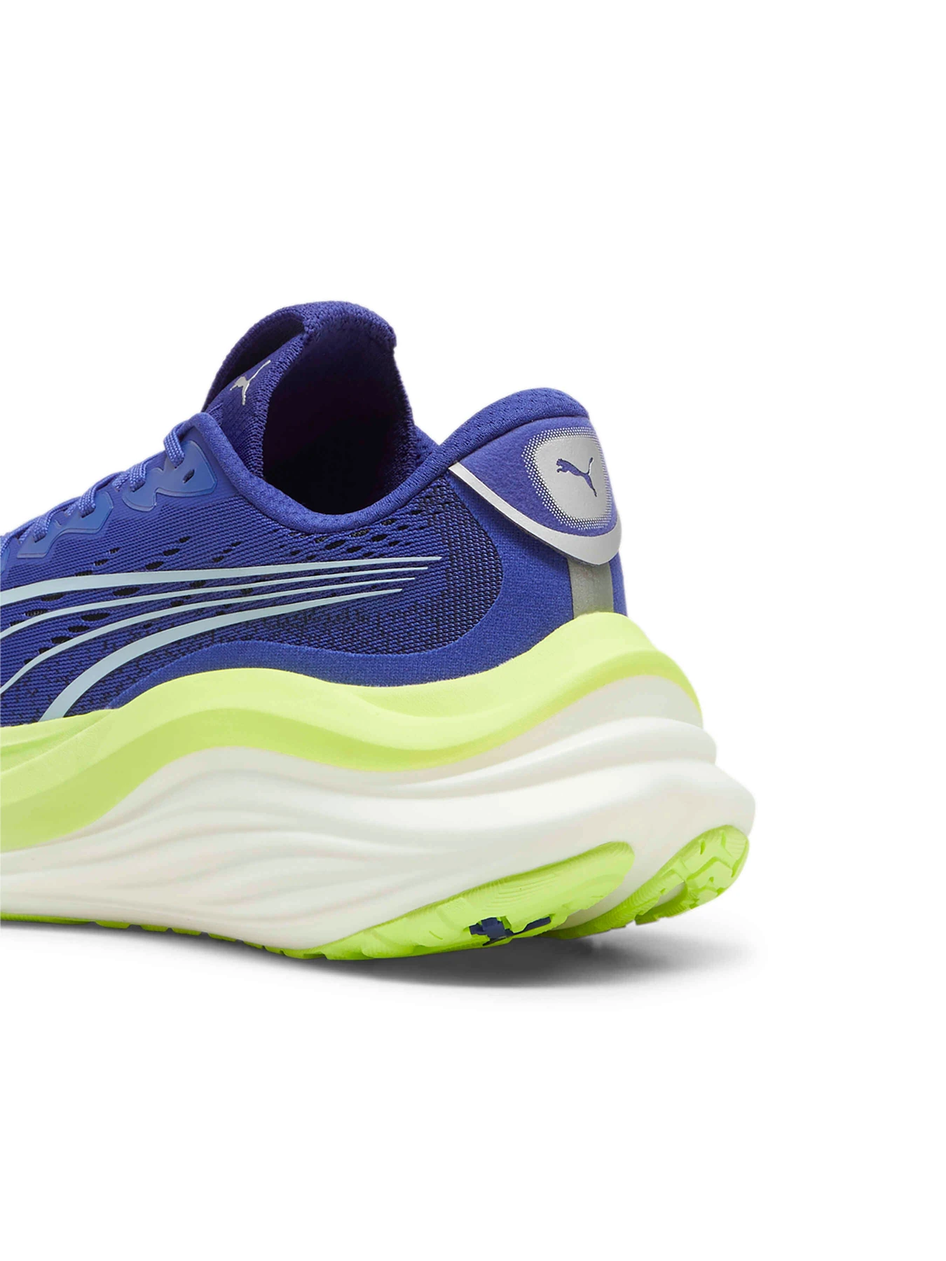 Кросівки PUMA Magmax Nitro™ модель 310088 Кросівки PUMA Magmax Nitro™ модель 310088 Фото