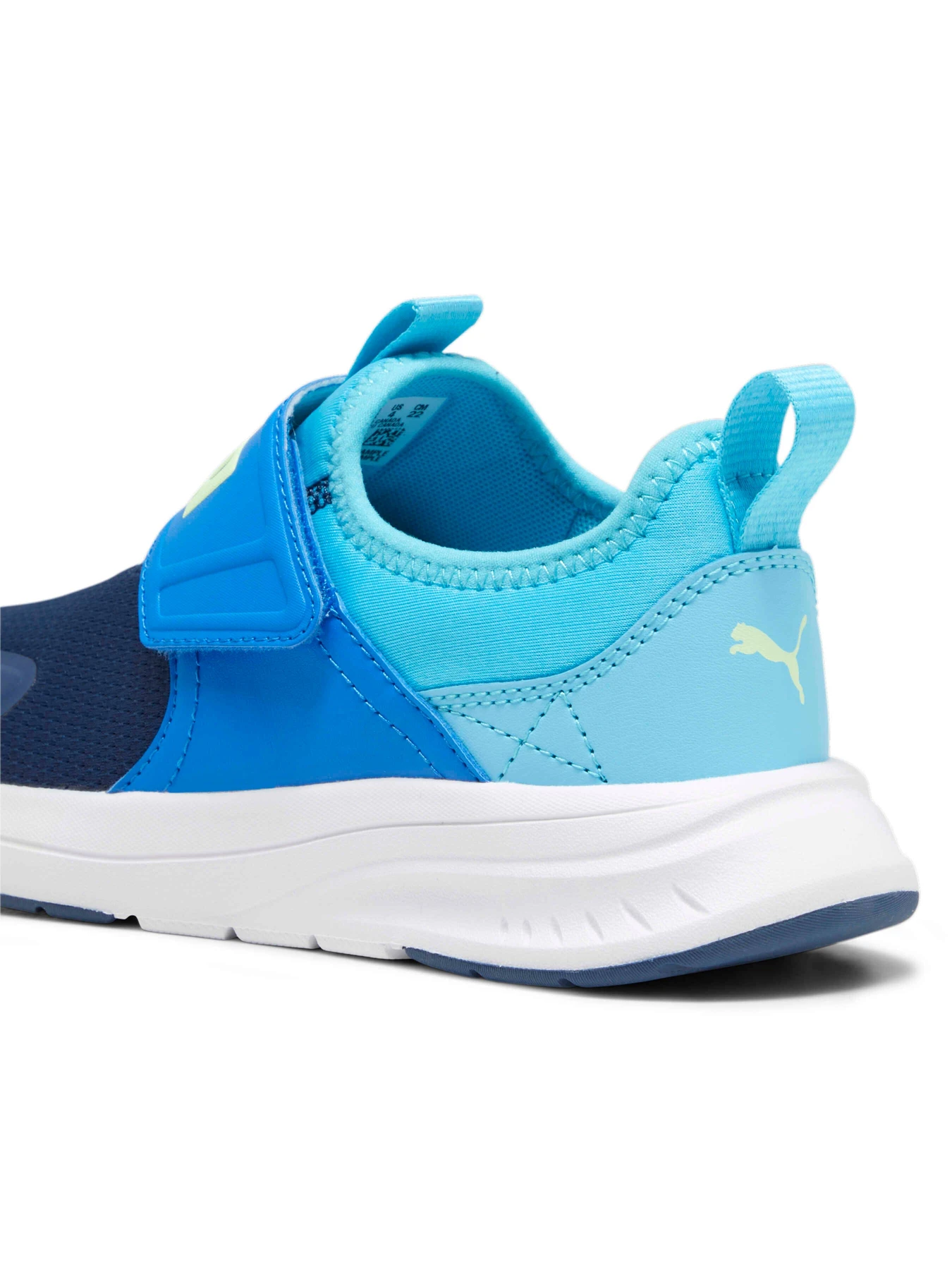 Кроссовки PUMA Evolve Slip On Jr модель 389133 Фото