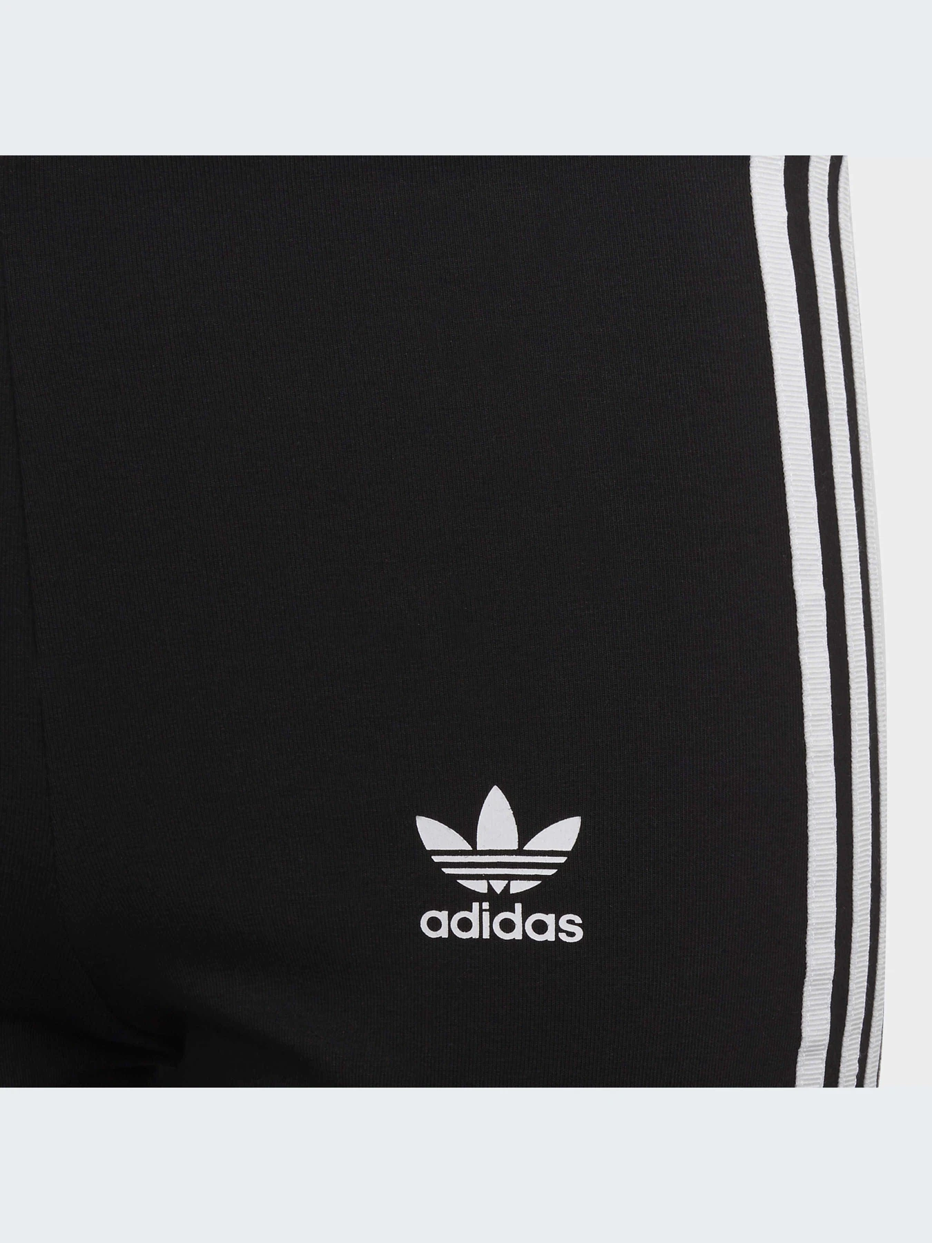 Шорты Adidas Adicolor модель HD2038 Шорты Adidas Adicolor модель HD2038 Фото