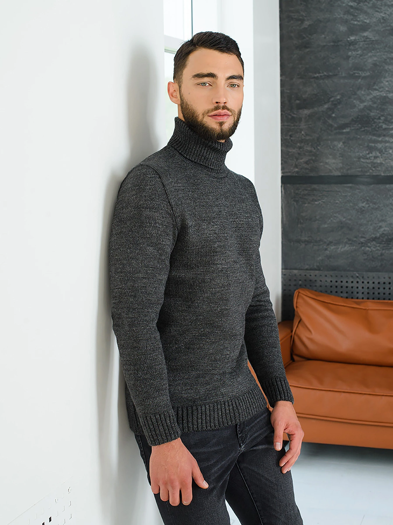 Свитры и кардиганы SVTR модель 268darkgrayTTNSVTR Свитры и кардиганы SVTR модель 268darkgrayTTNSVTR Фото