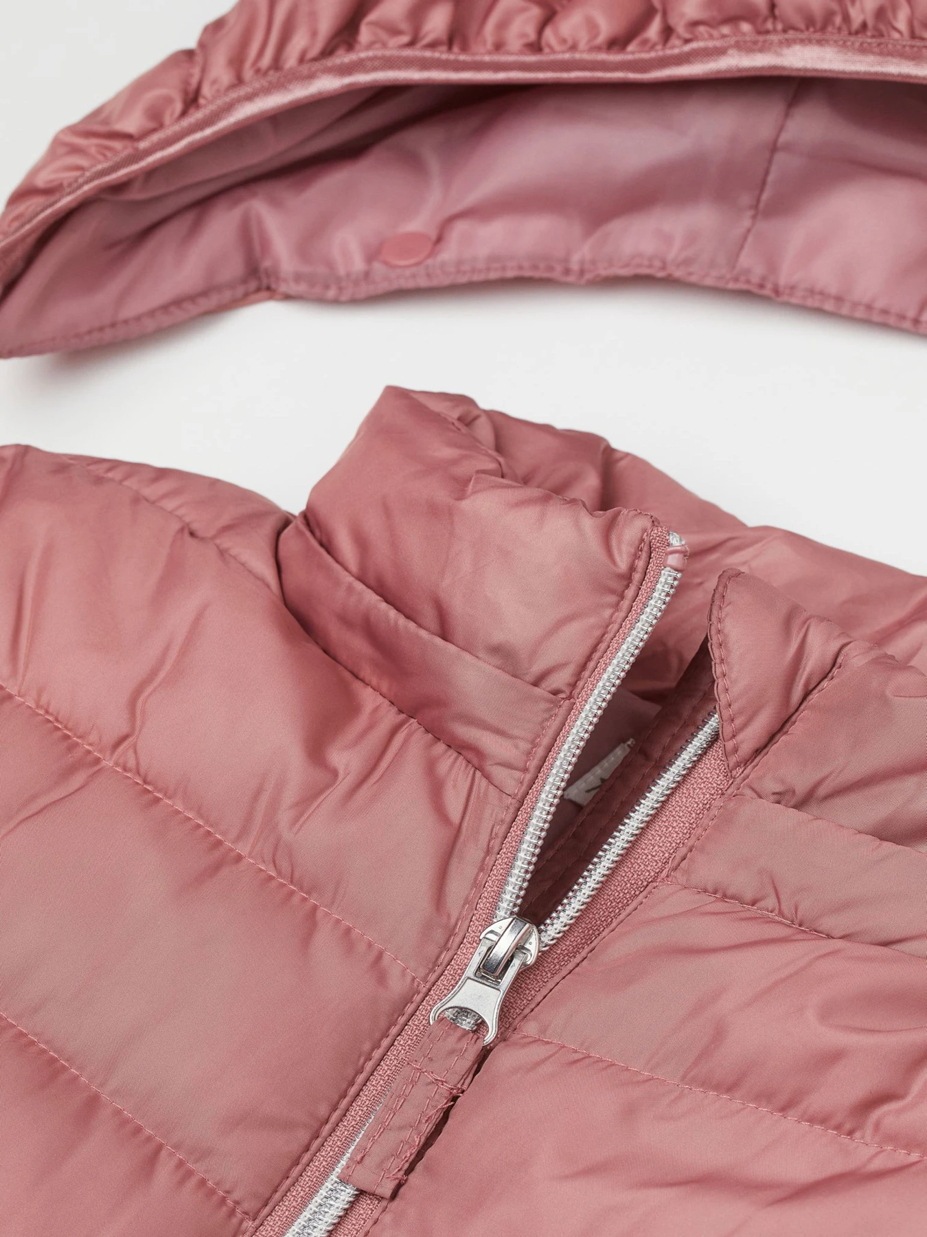 Куртки и дубленки H&M модель 74093 Фото