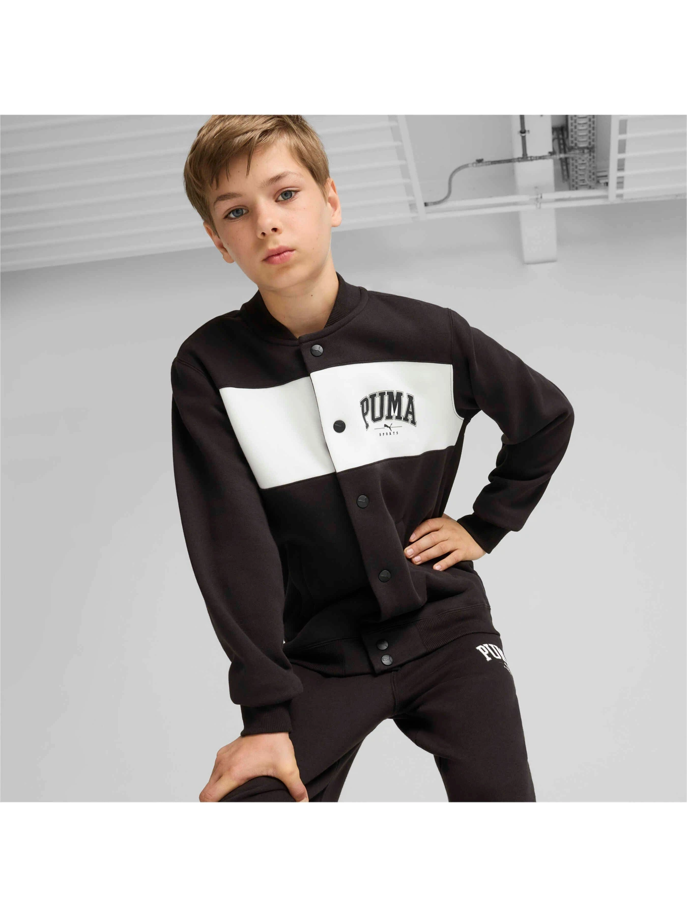 Куртки и дубленки PUMA Squad Bomber Jacket Fl модель 682776 Фото