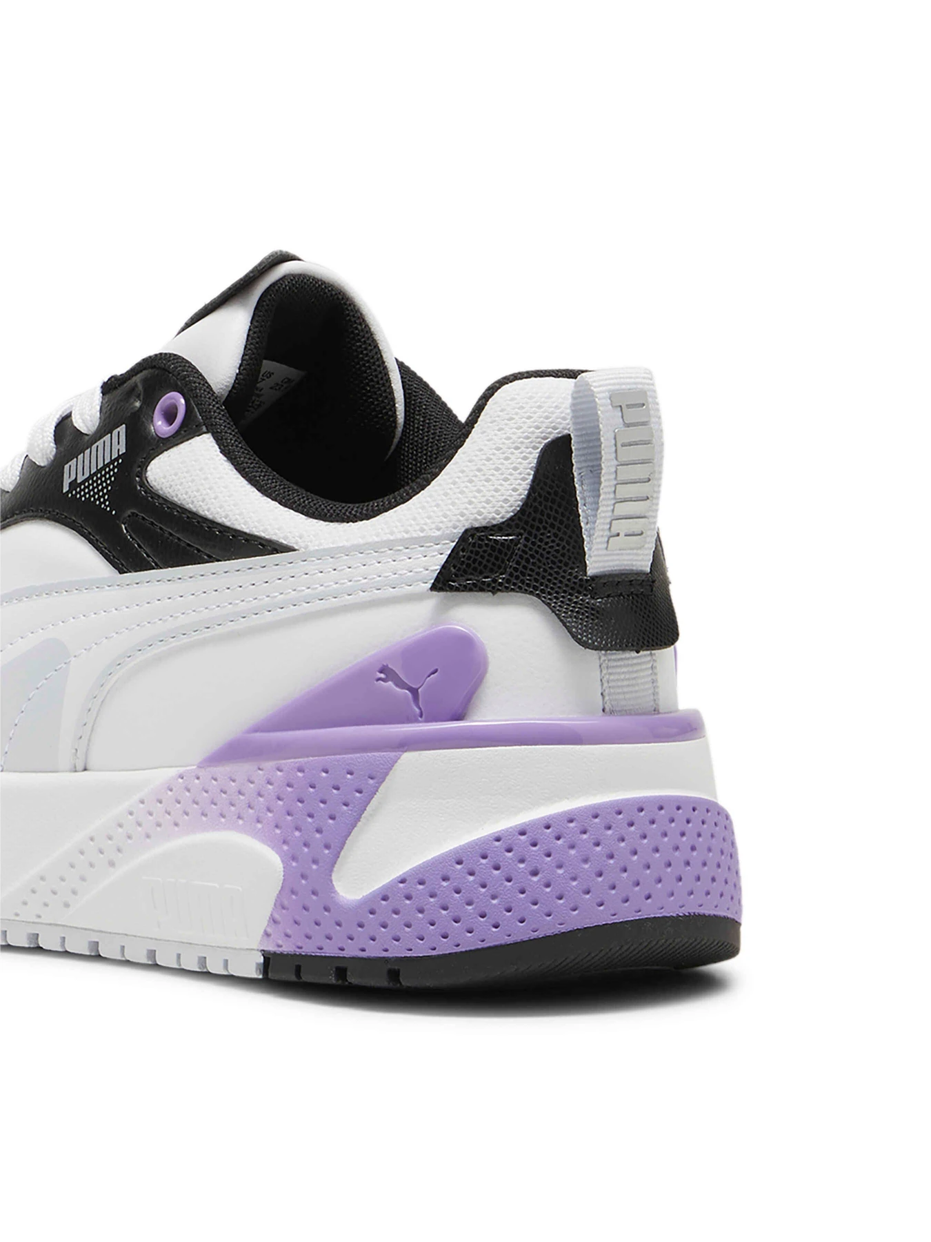 Кроссовки PUMA R78 Disrupt модель 397675 Кроссовки PUMA R78 Disrupt модель 397675 Фото