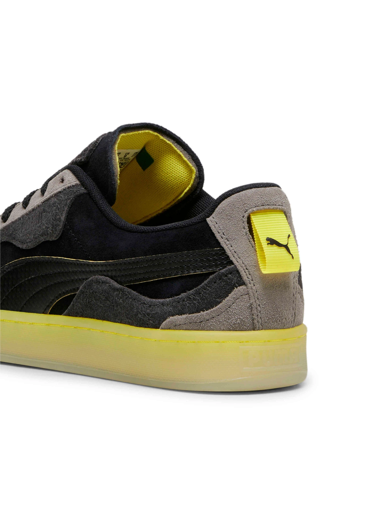 Кеды PUMA Ferrari Suede Trippy модель 308492 Кеды PUMA Ferrari Suede Trippy модель 308492 Фото