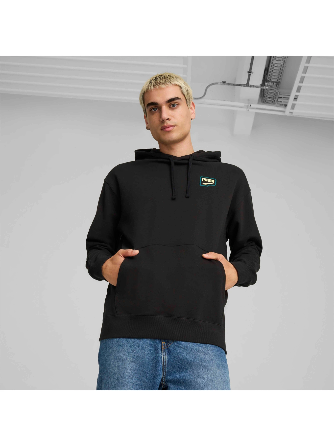 Худи и свитшоты PUMA Downtown Graphic Hoodie модель 626748 Худи и свитшоты PUMA Downtown Graphic Hoodie модель 626748 Фото