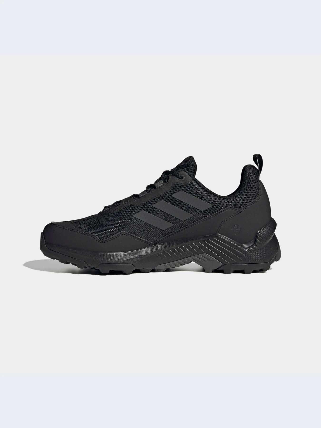 Кроссовки Adidas модель HP8606 Кроссовки Adidas модель HP8606 Фото