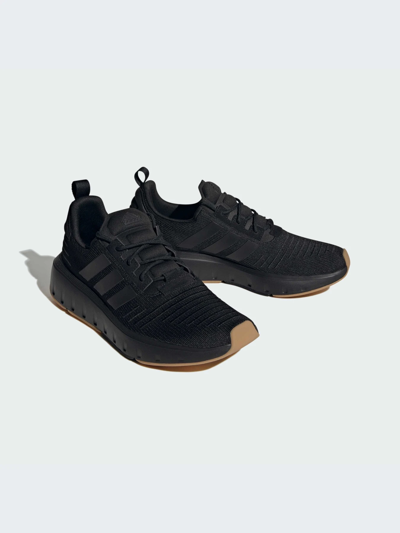 Кроссовки Adidas Swift модель IG4704 Фото
