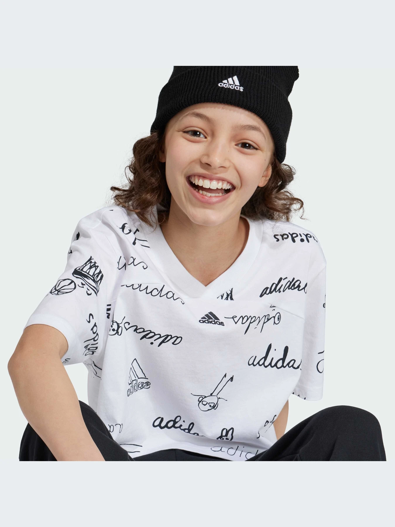 Футболки і поло Adidas модель IV9434 Футболки і поло Adidas модель IV9434 Фото